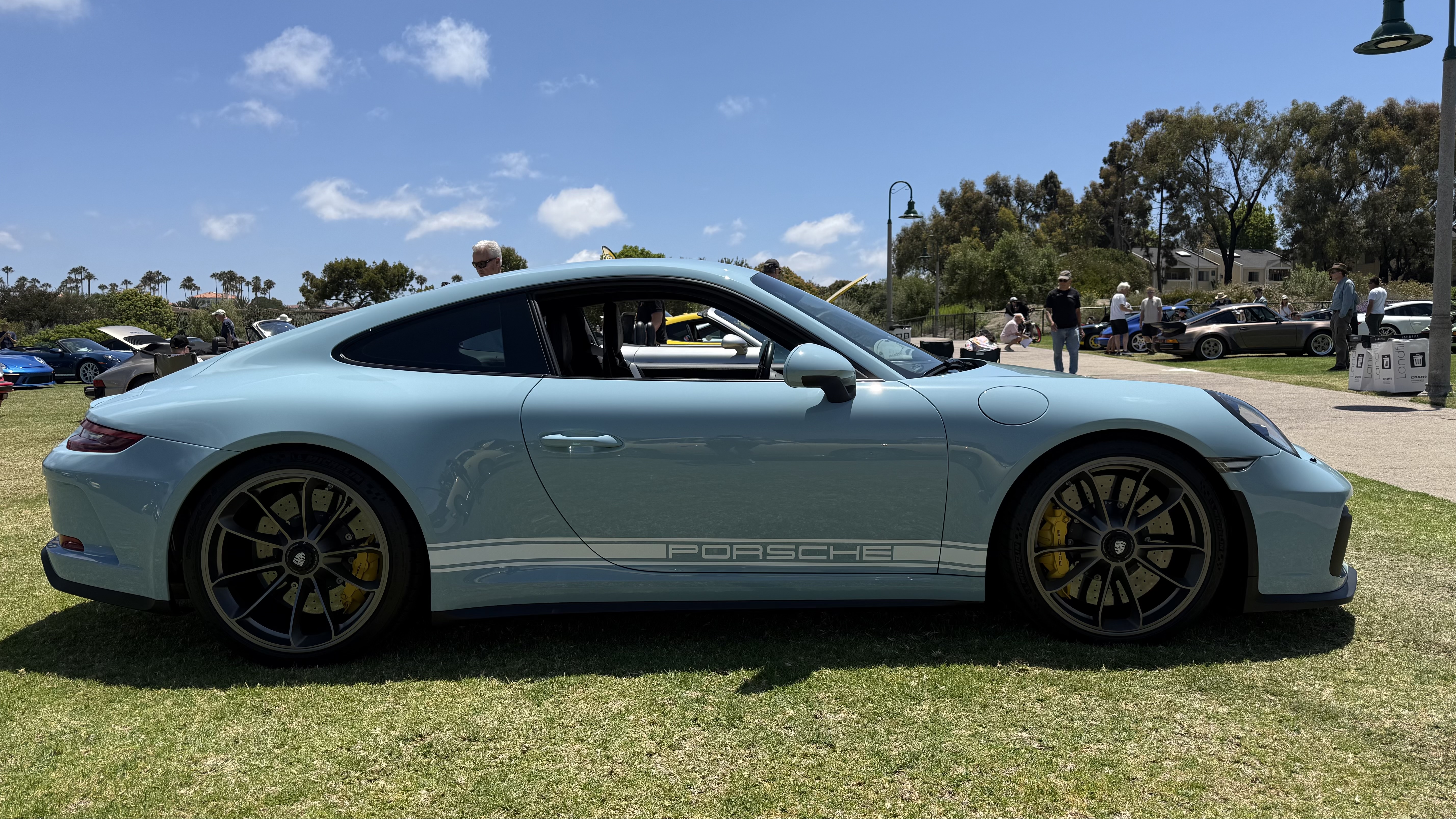 2018 Porsche 911 — Lineage Image 7