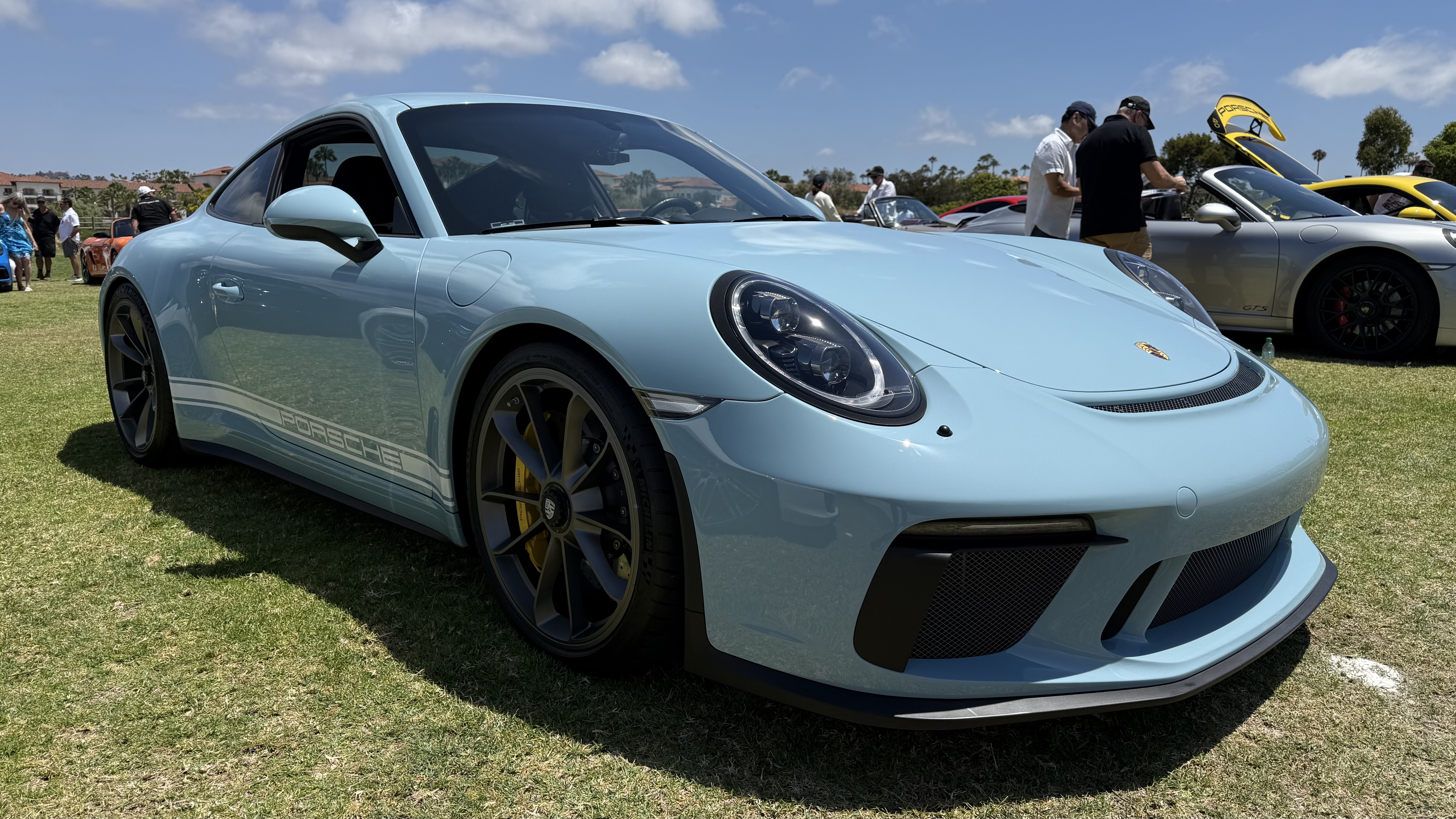 2018 Porsche 911 — Lineage Image 1
