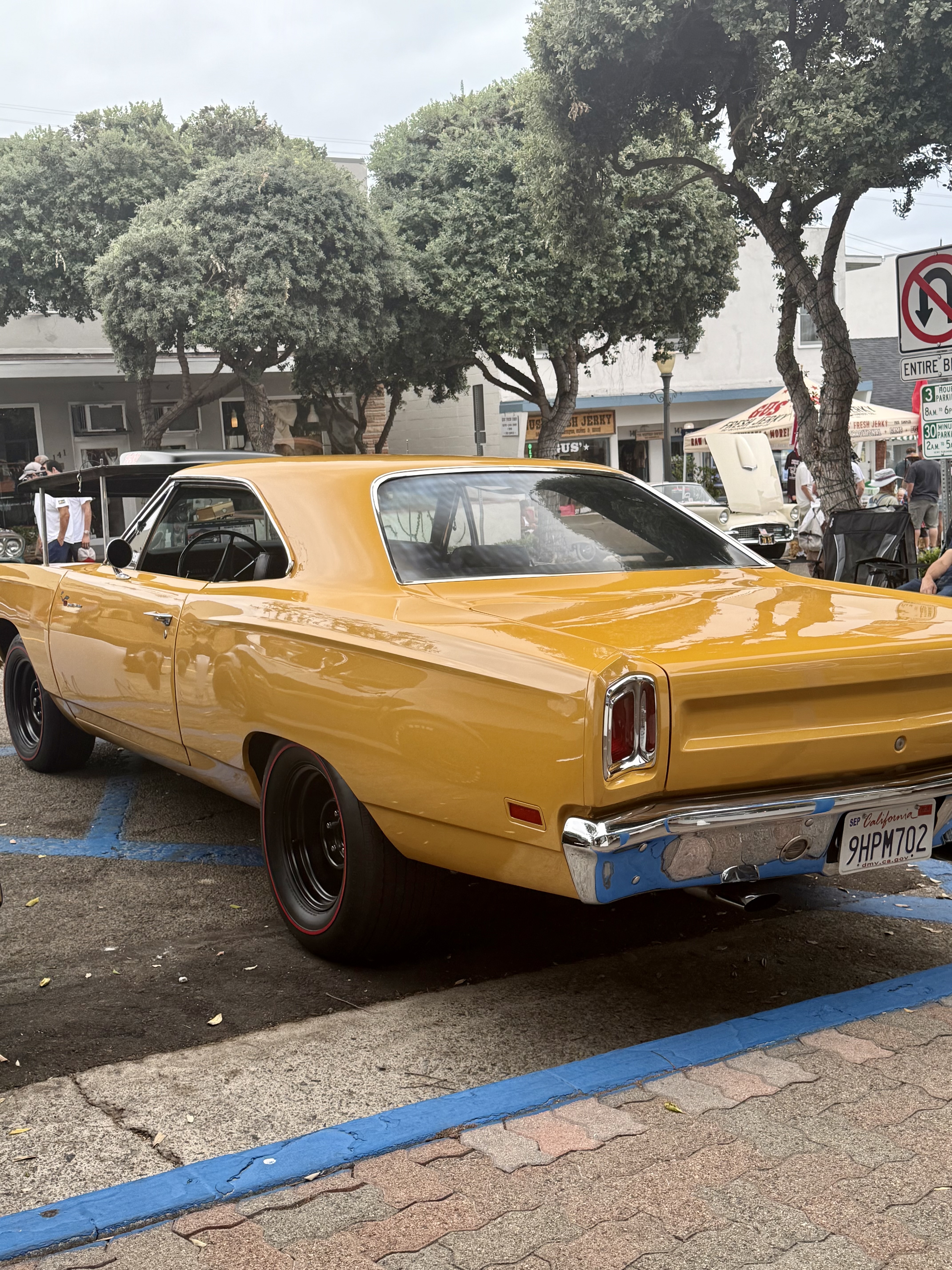 1969 Plymouth Road Runner — Lineage Image 5