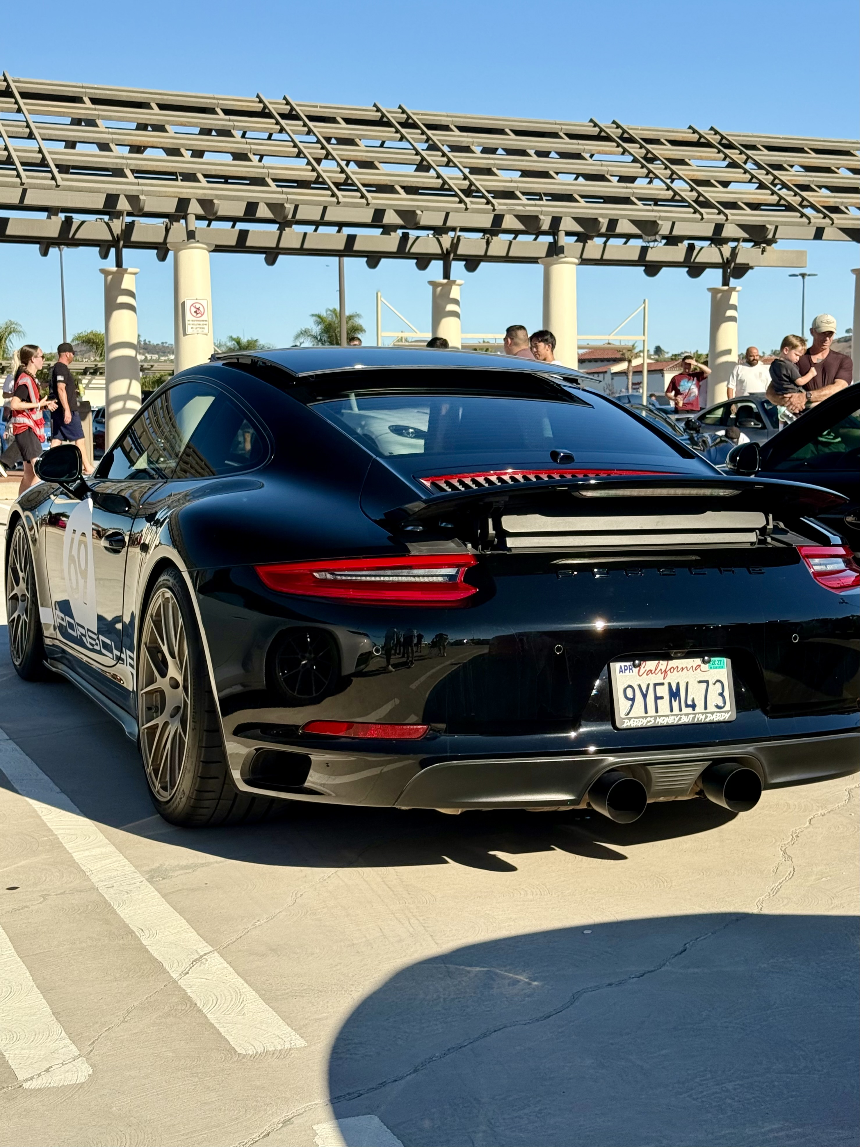 2018 Porsche 911 — Lineage Image 2
