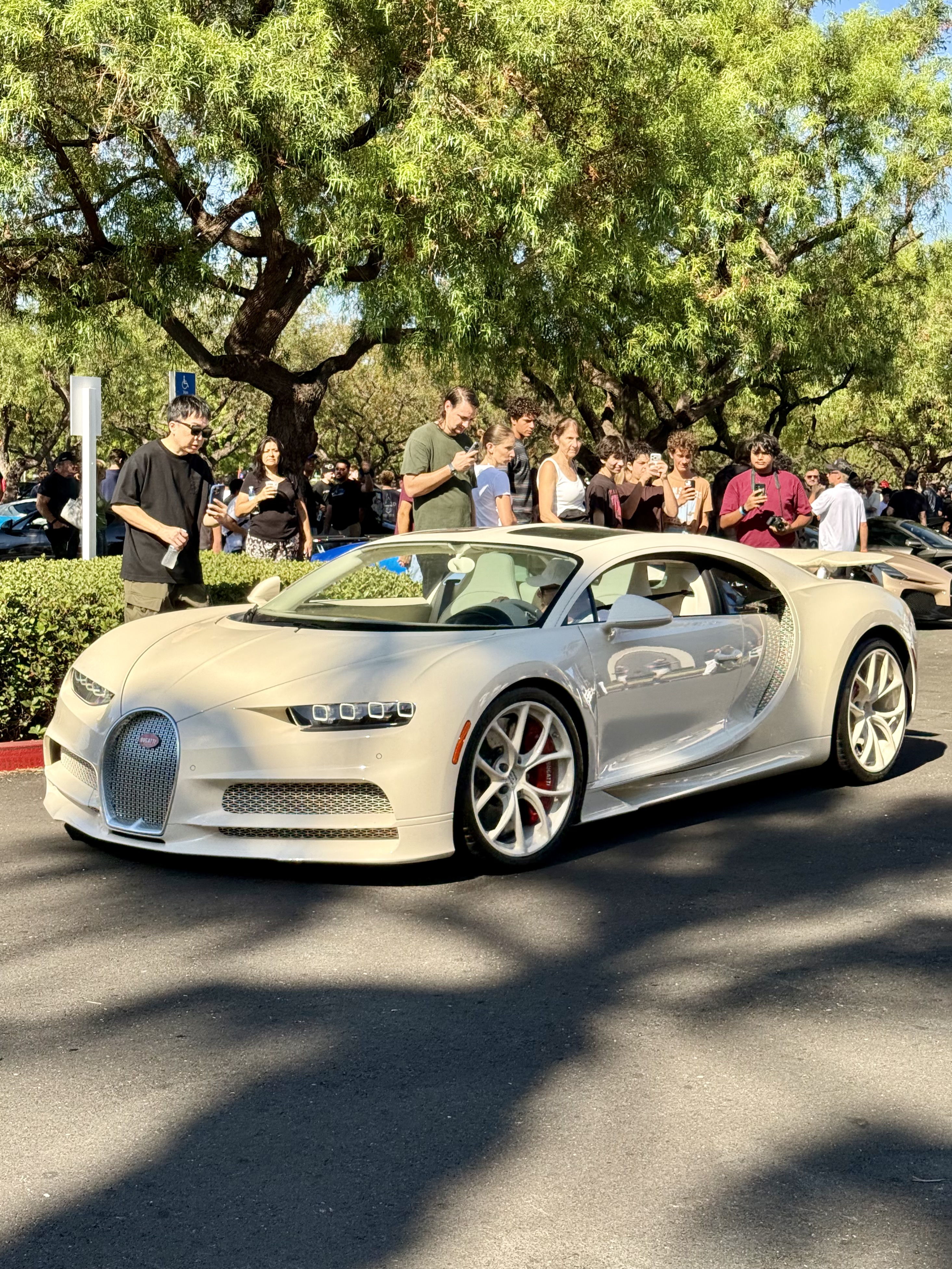 2020 Bugatti Chiron — Lineage Image 1
