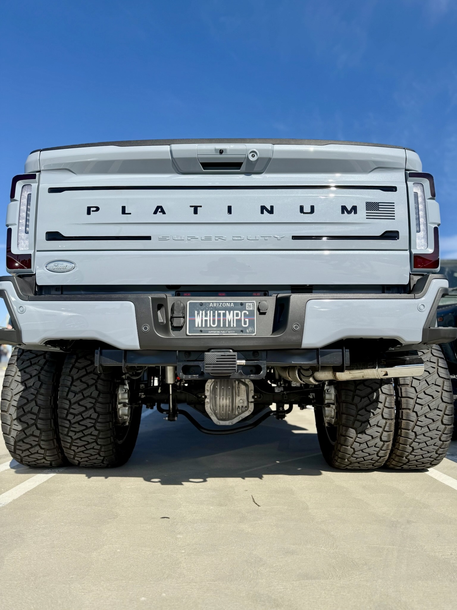 2025 Ford F-450 — Lineage Image 5