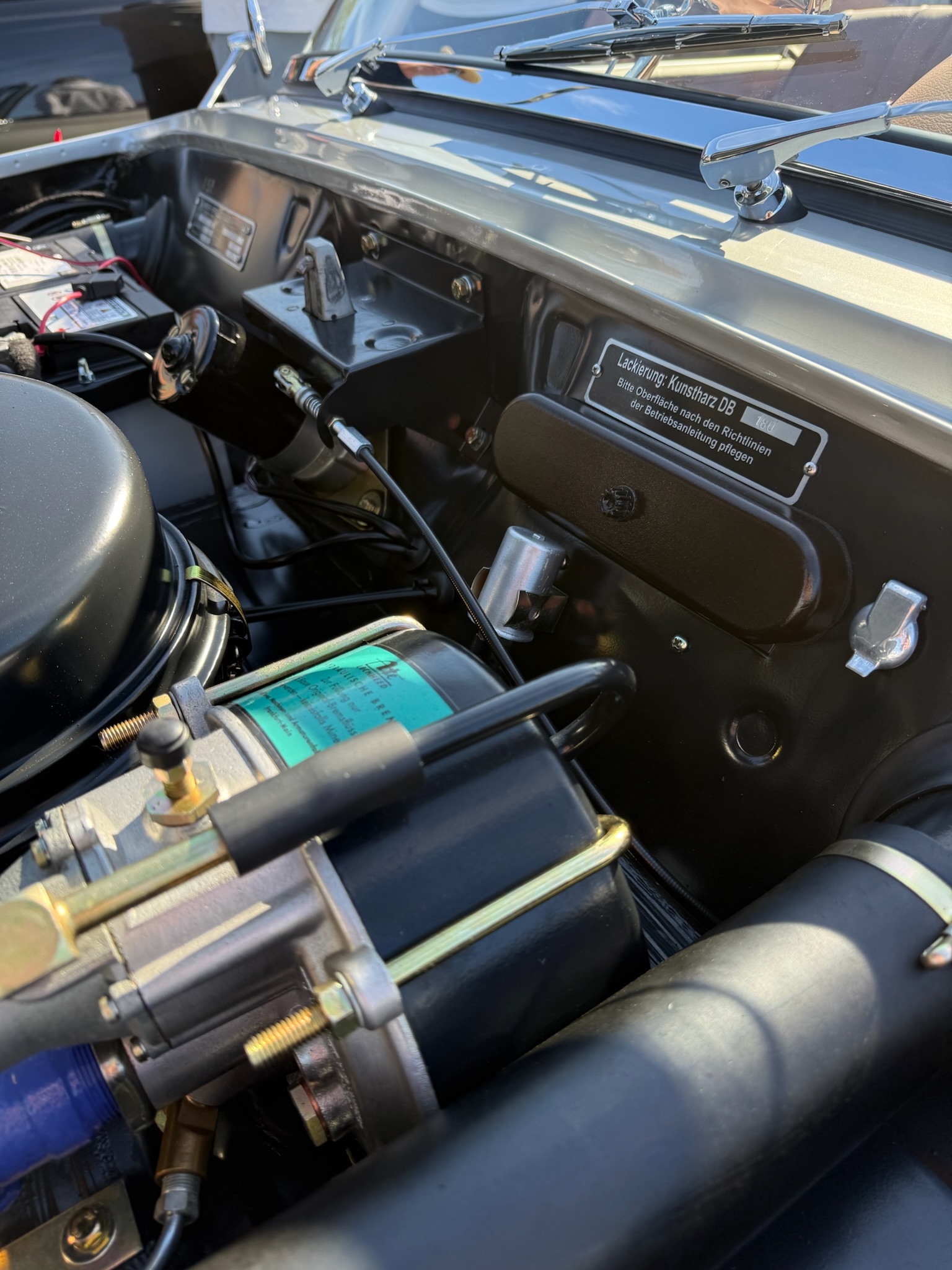 1958 Mercedes-Benz 190 SL — Lineage Image 7