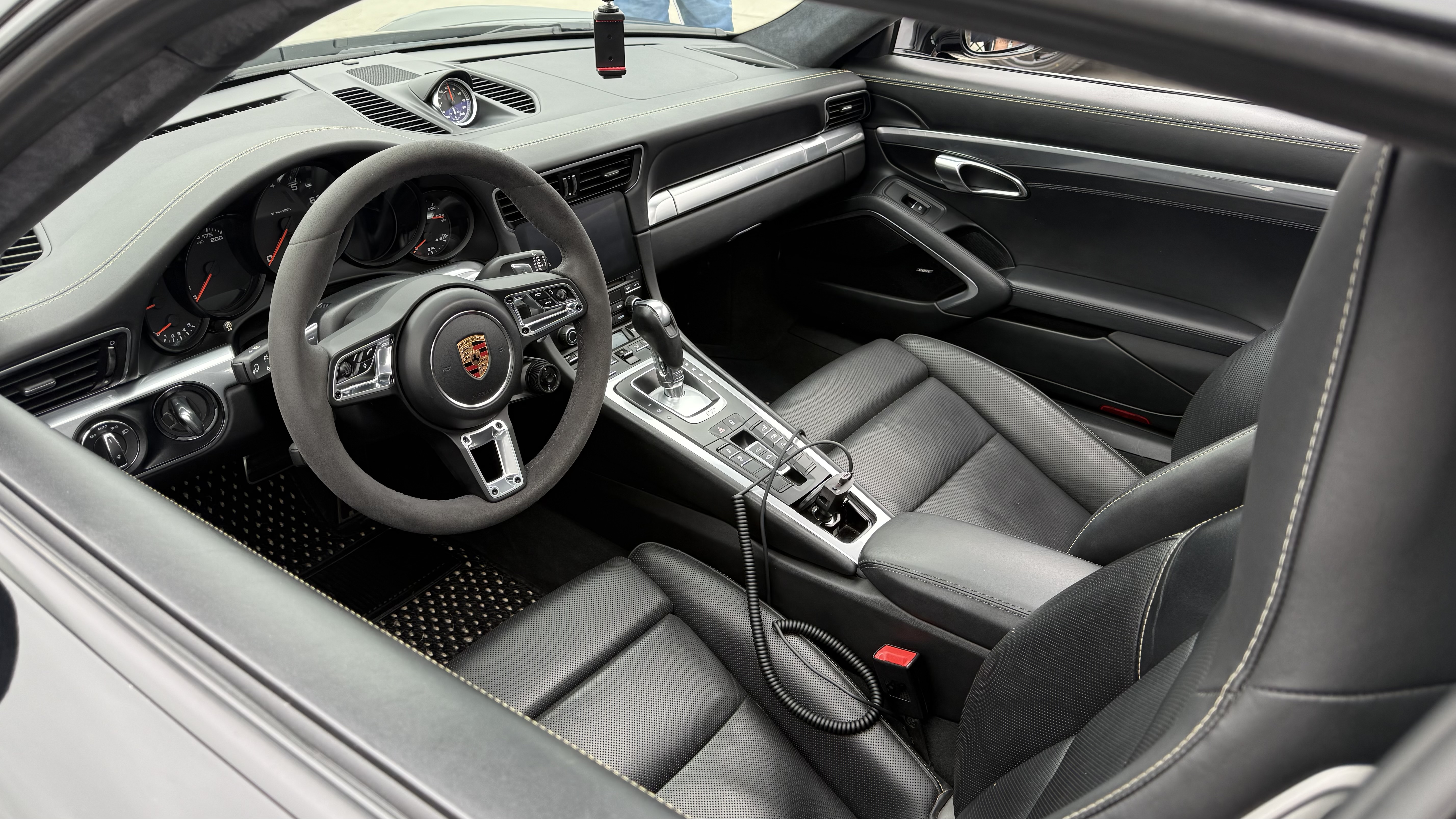 2018 Porsche 911 — Lineage Image 3