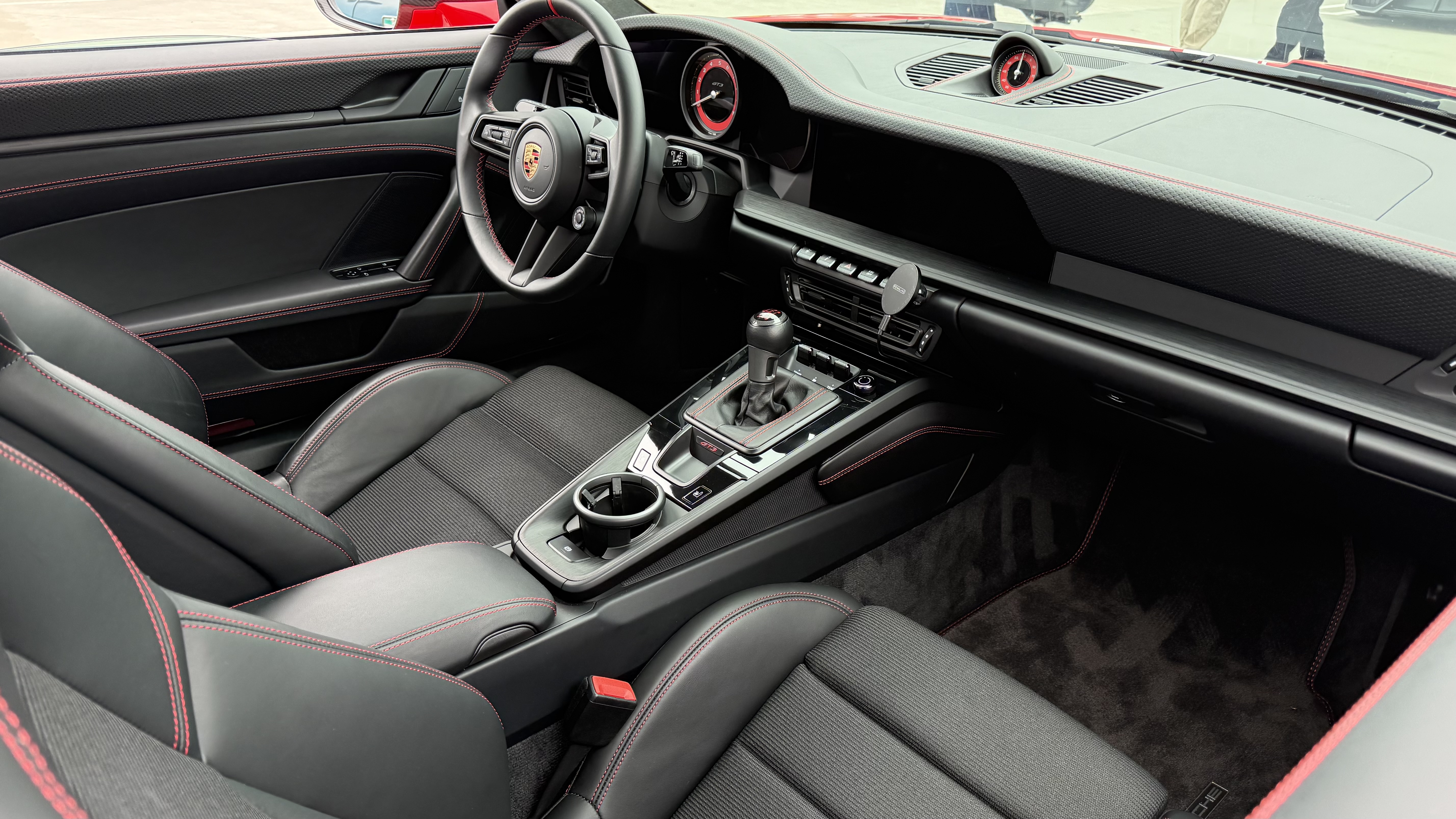 2022 Porsche 911 — Lineage Image 2