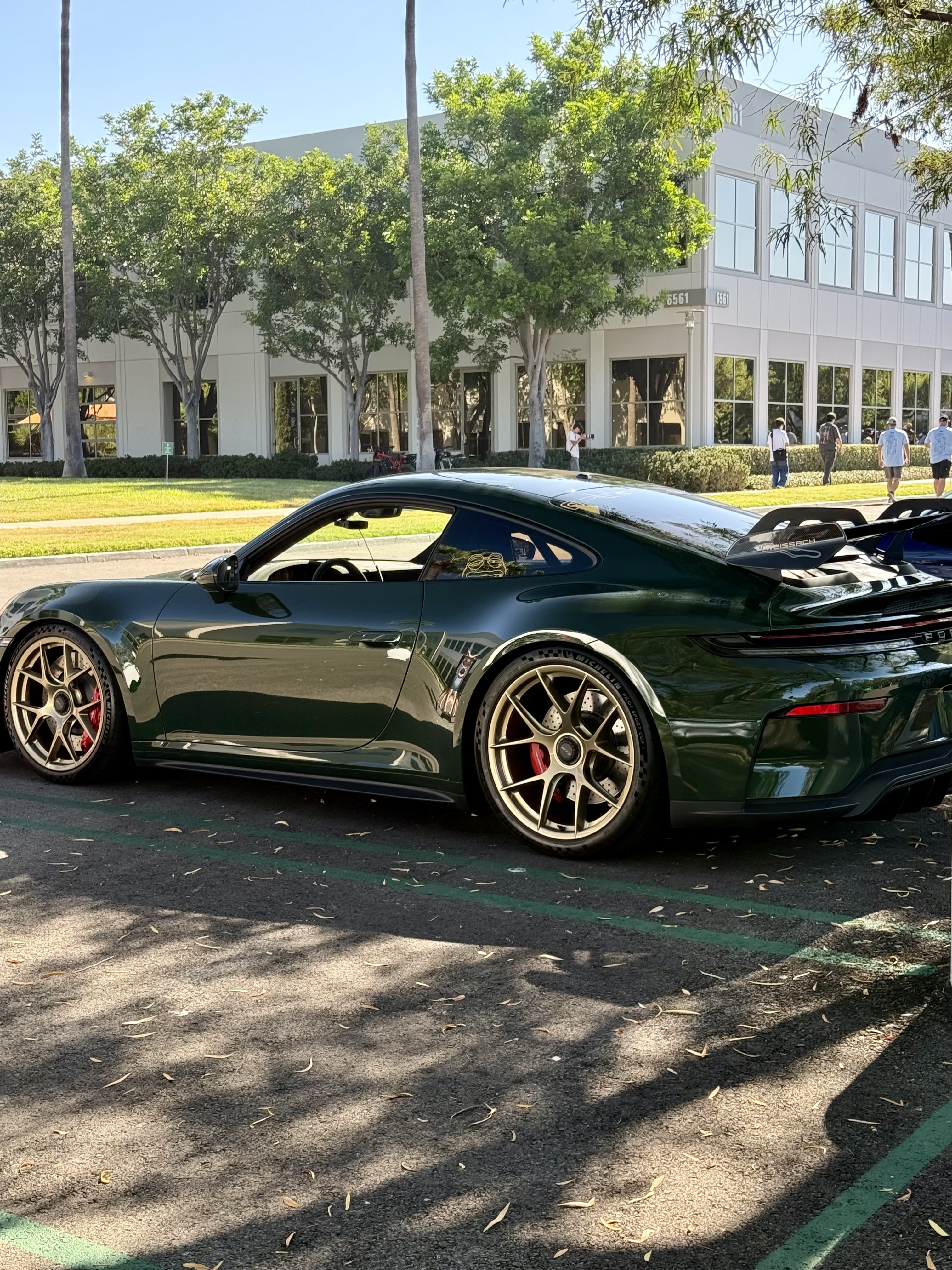 2025 Porsche 911 — Lineage Image 3