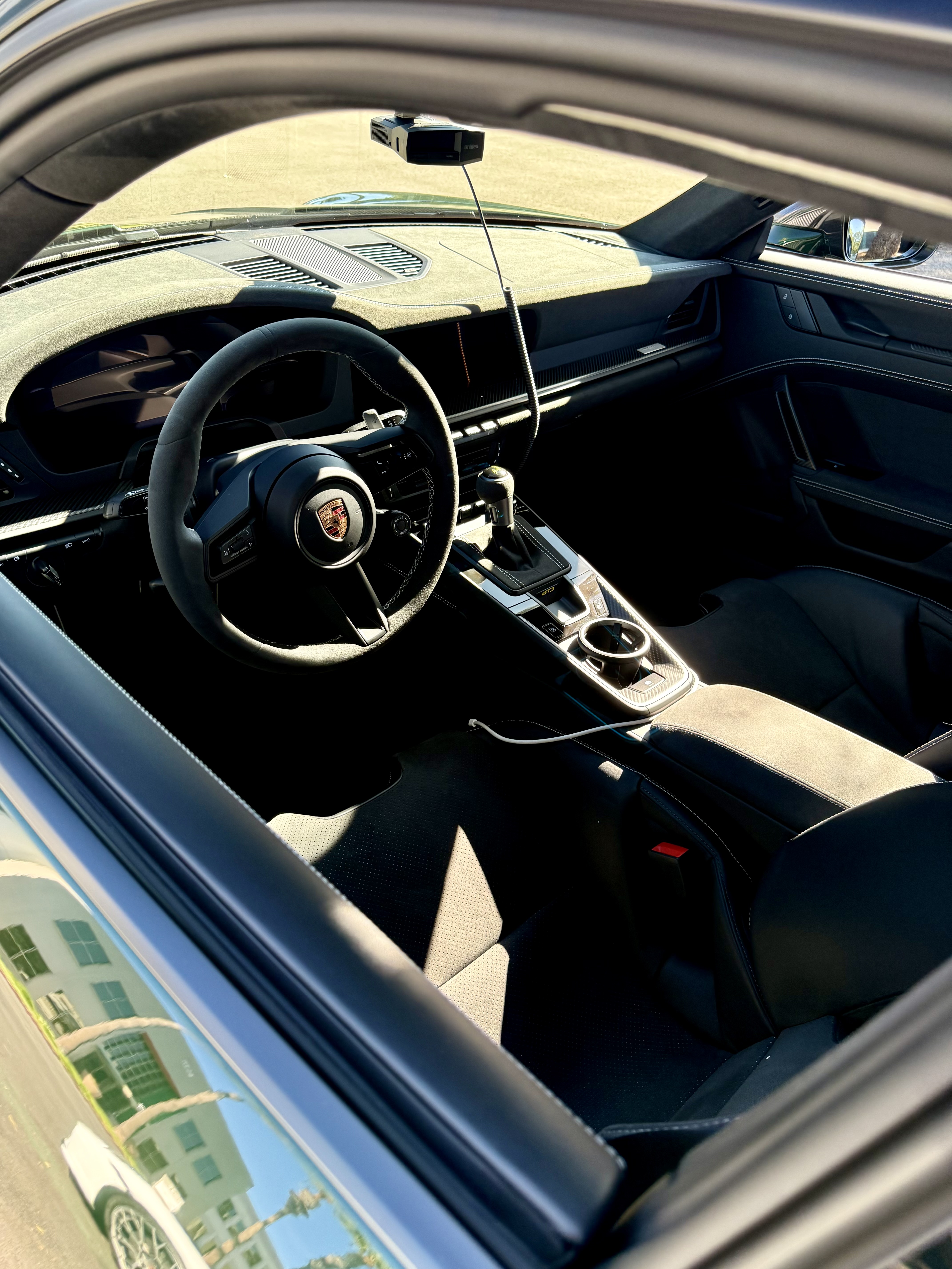 2025 Porsche 911 — Lineage Image 2