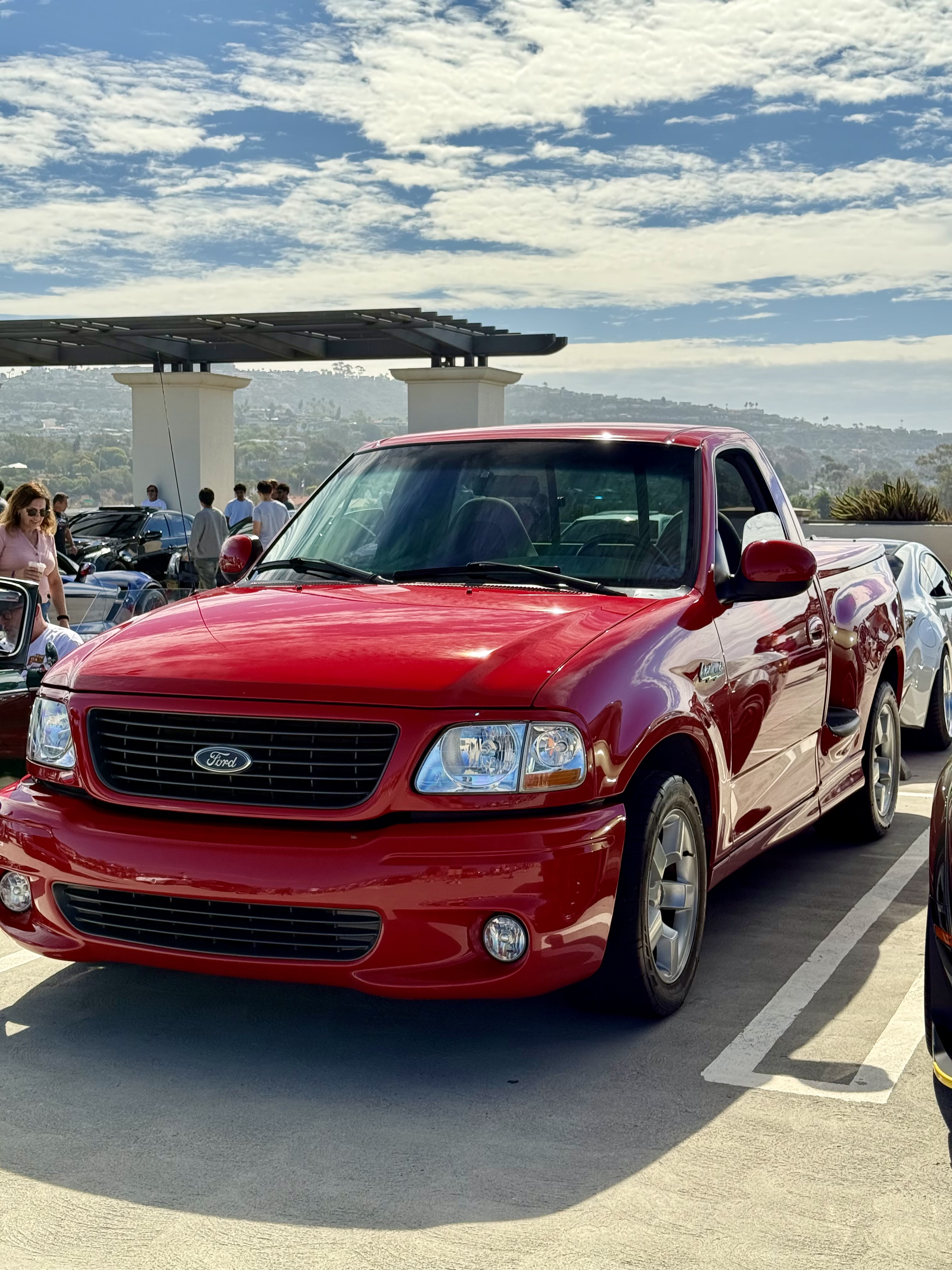 2002 Ford F-150 hero image