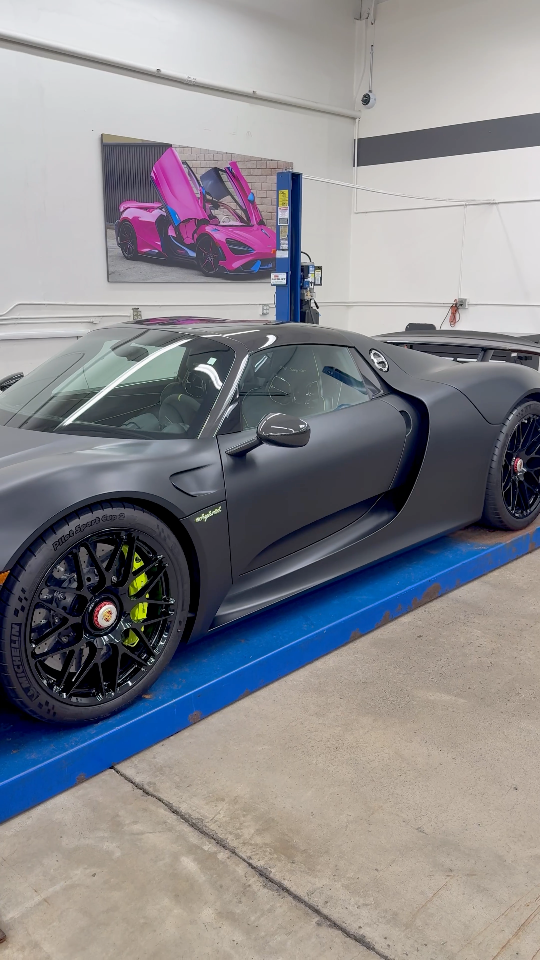 2015 Porsche 918 — Lineage Video 1