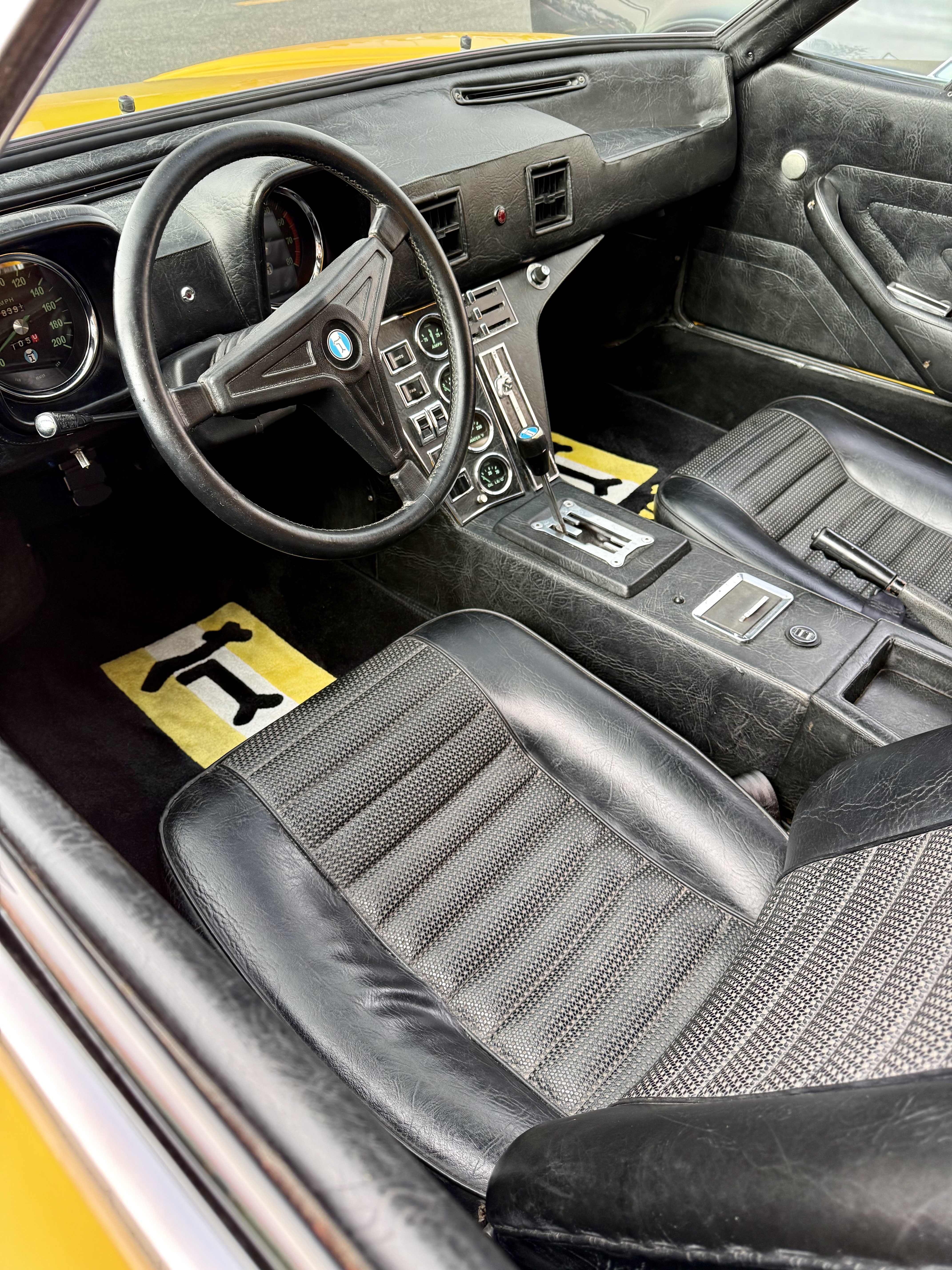 1972 De Tomaso Pantera — Lineage Image 2