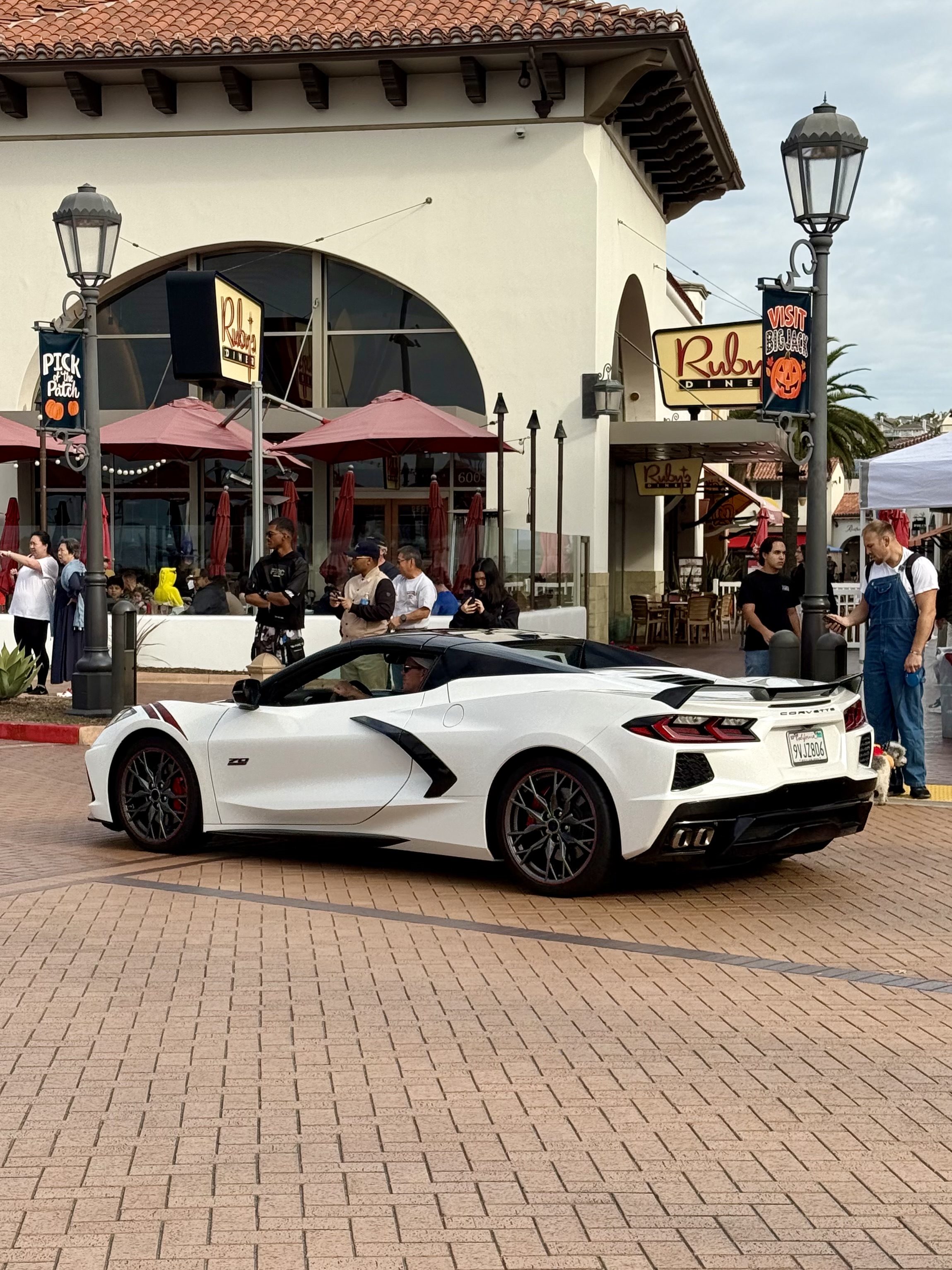 2023 Chevrolet Corvette — Lineage Image 1
