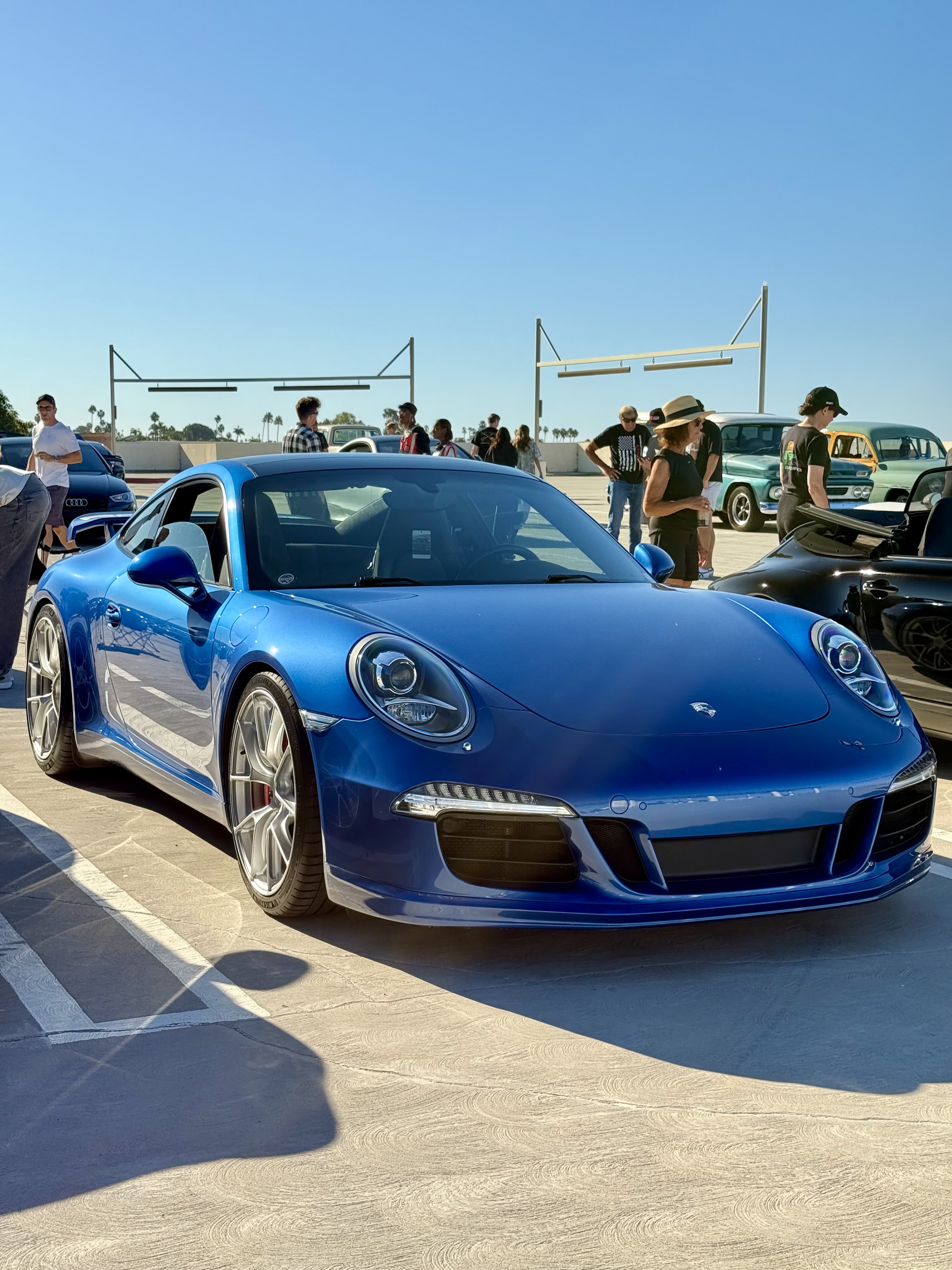 2014 Porsche 911 hero image