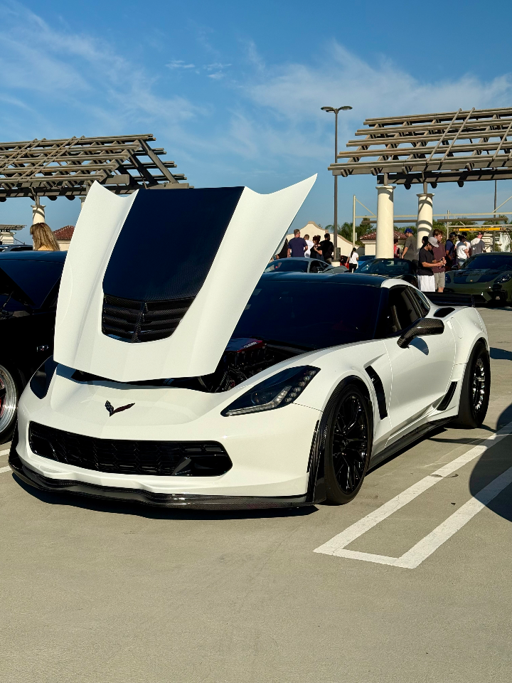 2017 Chevrolet Corvette — Lineage Image 1