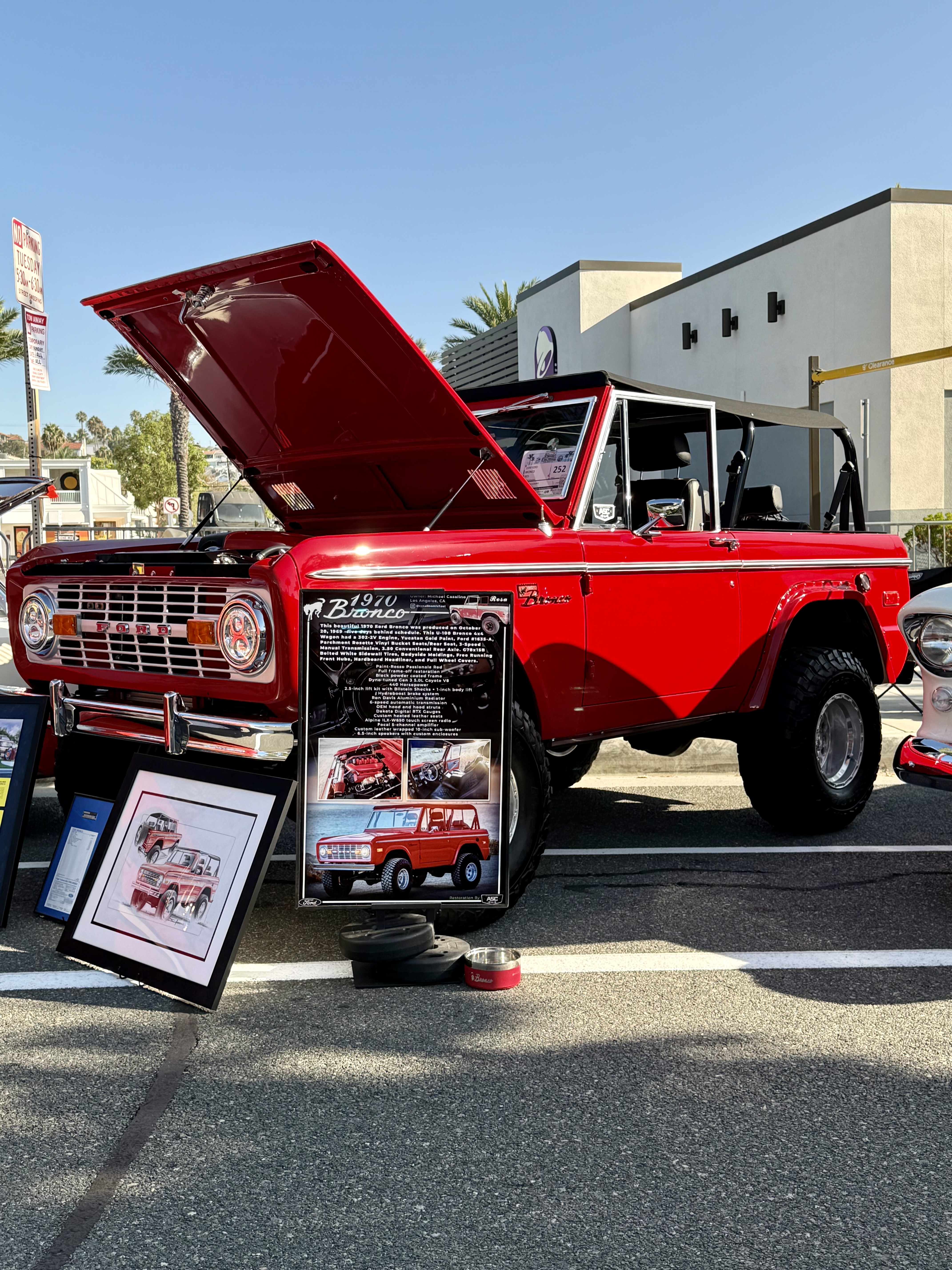 1970 Ford Bronco hero image