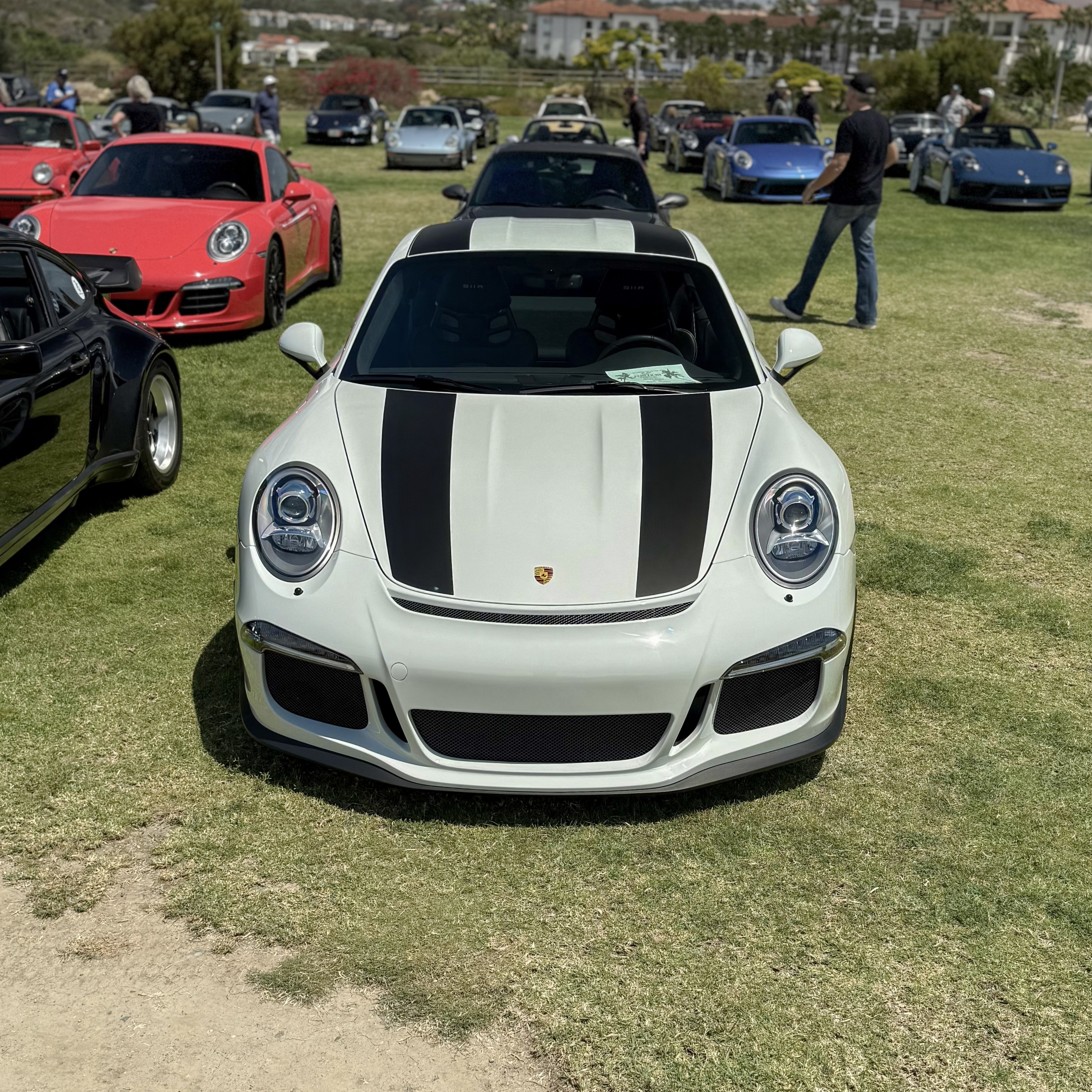2016 Porsche 911 — Lineage Image 1