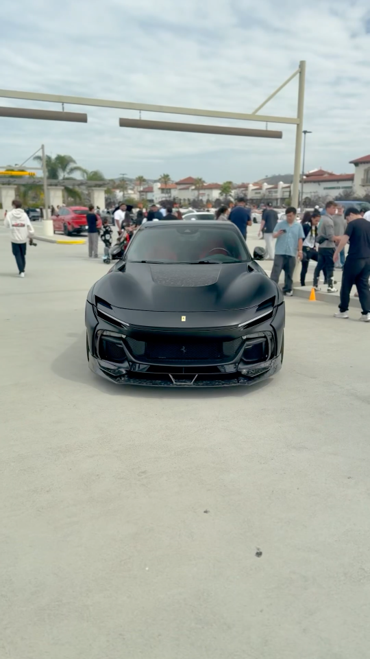 2025 Ferrari Purosangue — Lineage Video 1