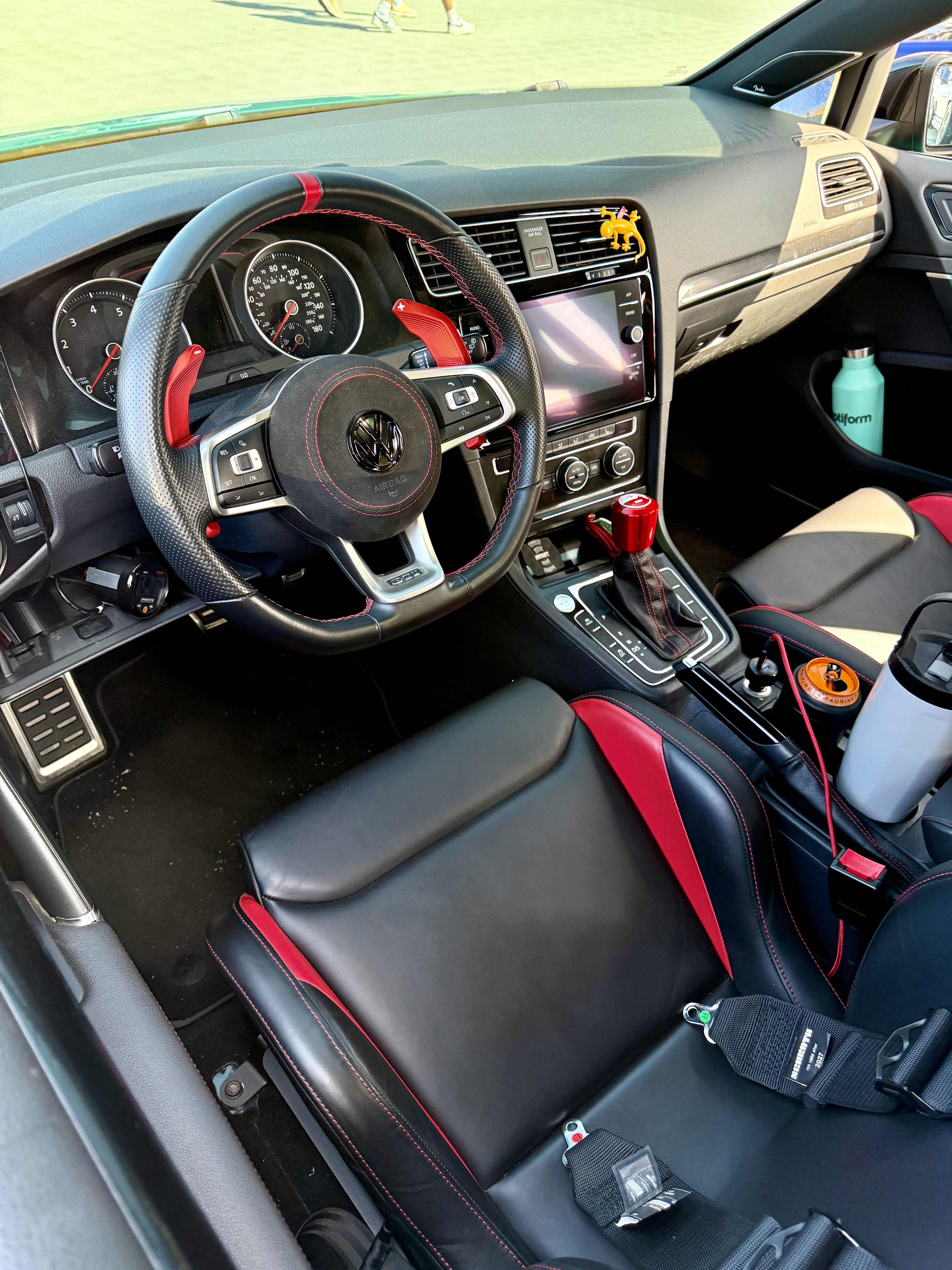 2015 Volkswagen GTI — Lineage Image 3