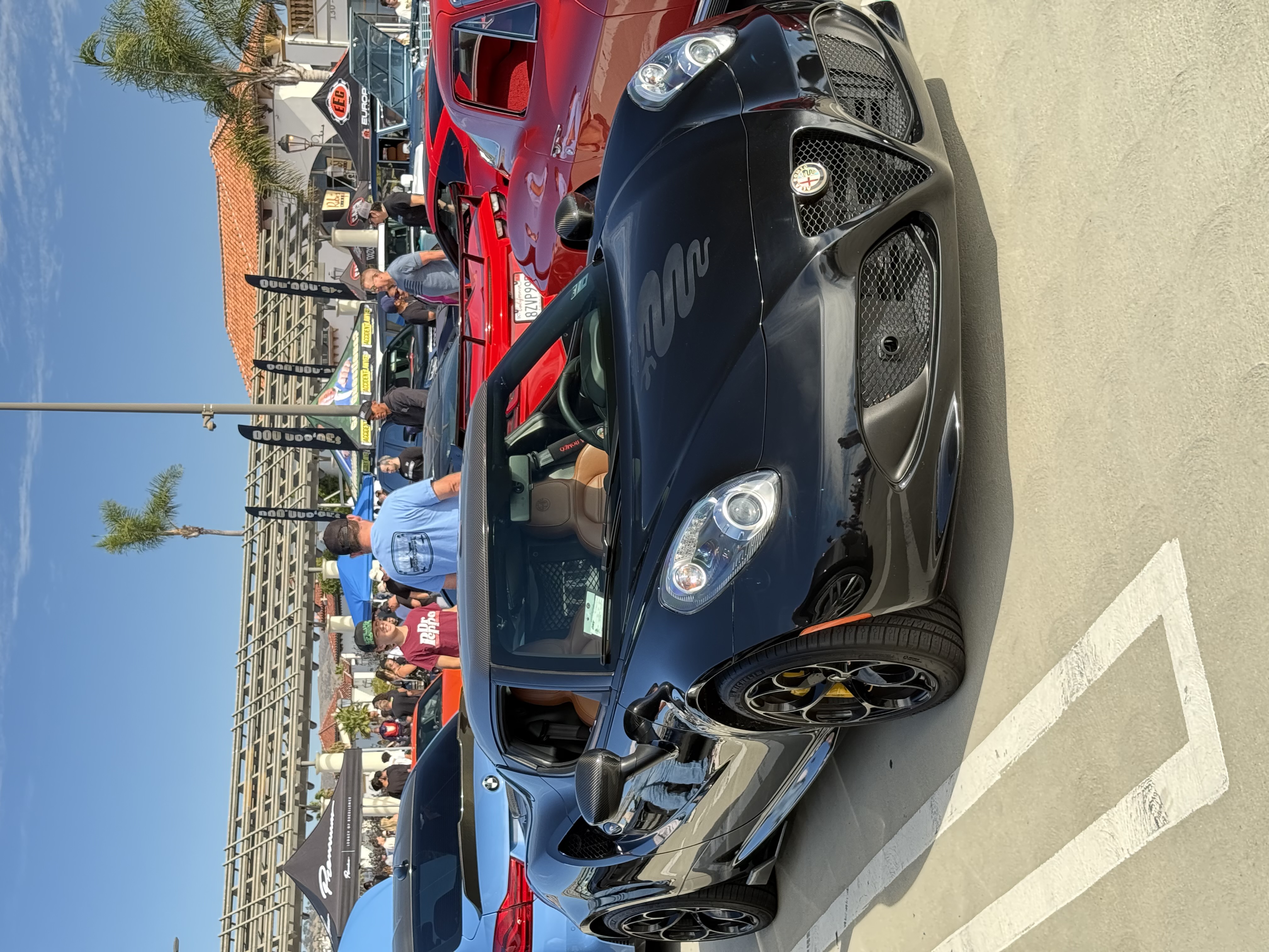2016 Alfa Romeo 4C hero image
