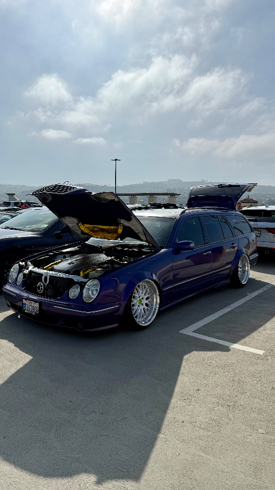 2001 Mercedes-Benz E-Class — Lineage Image 1