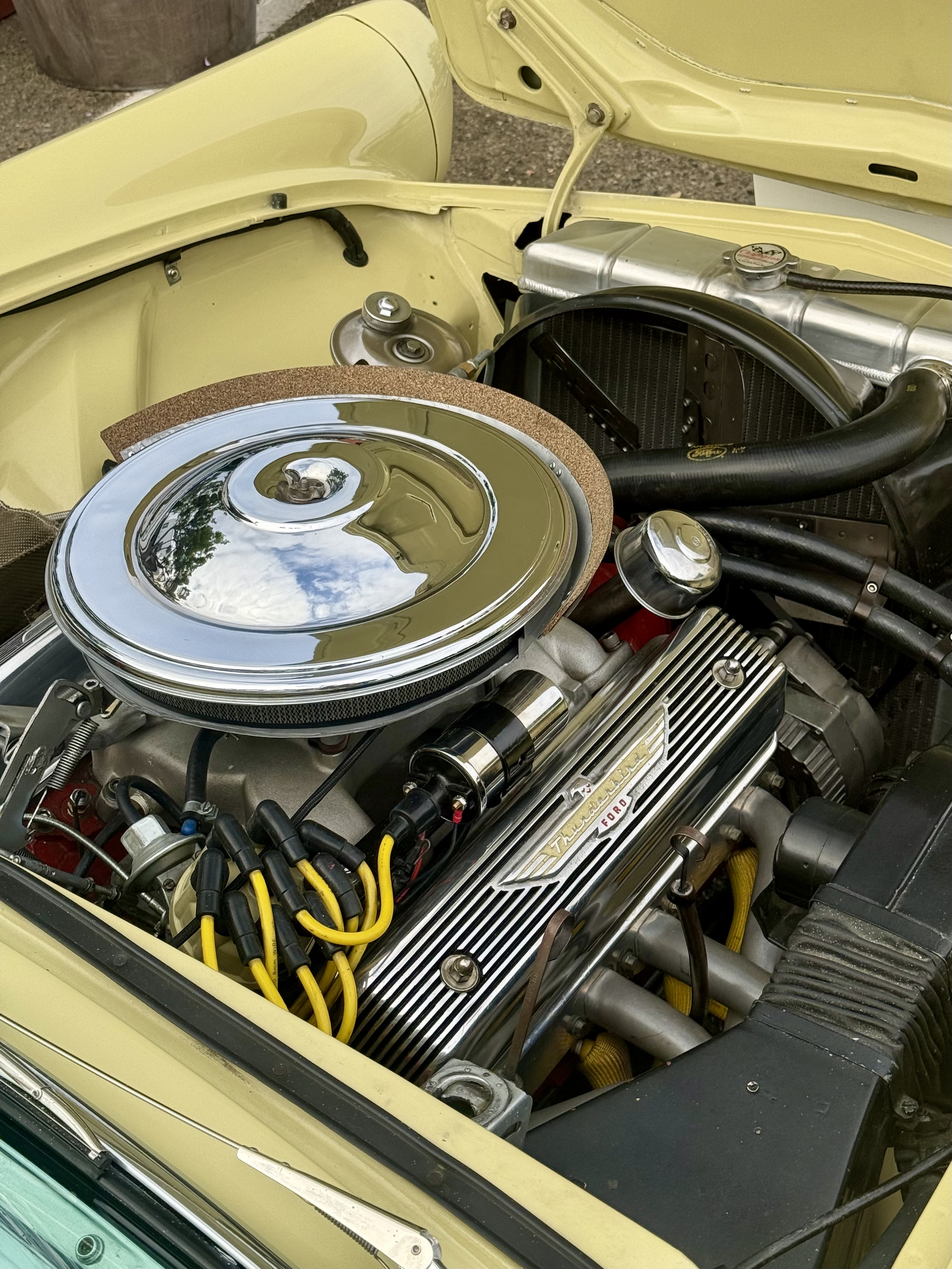 1957 Ford Thunderbird — Lineage Image 3