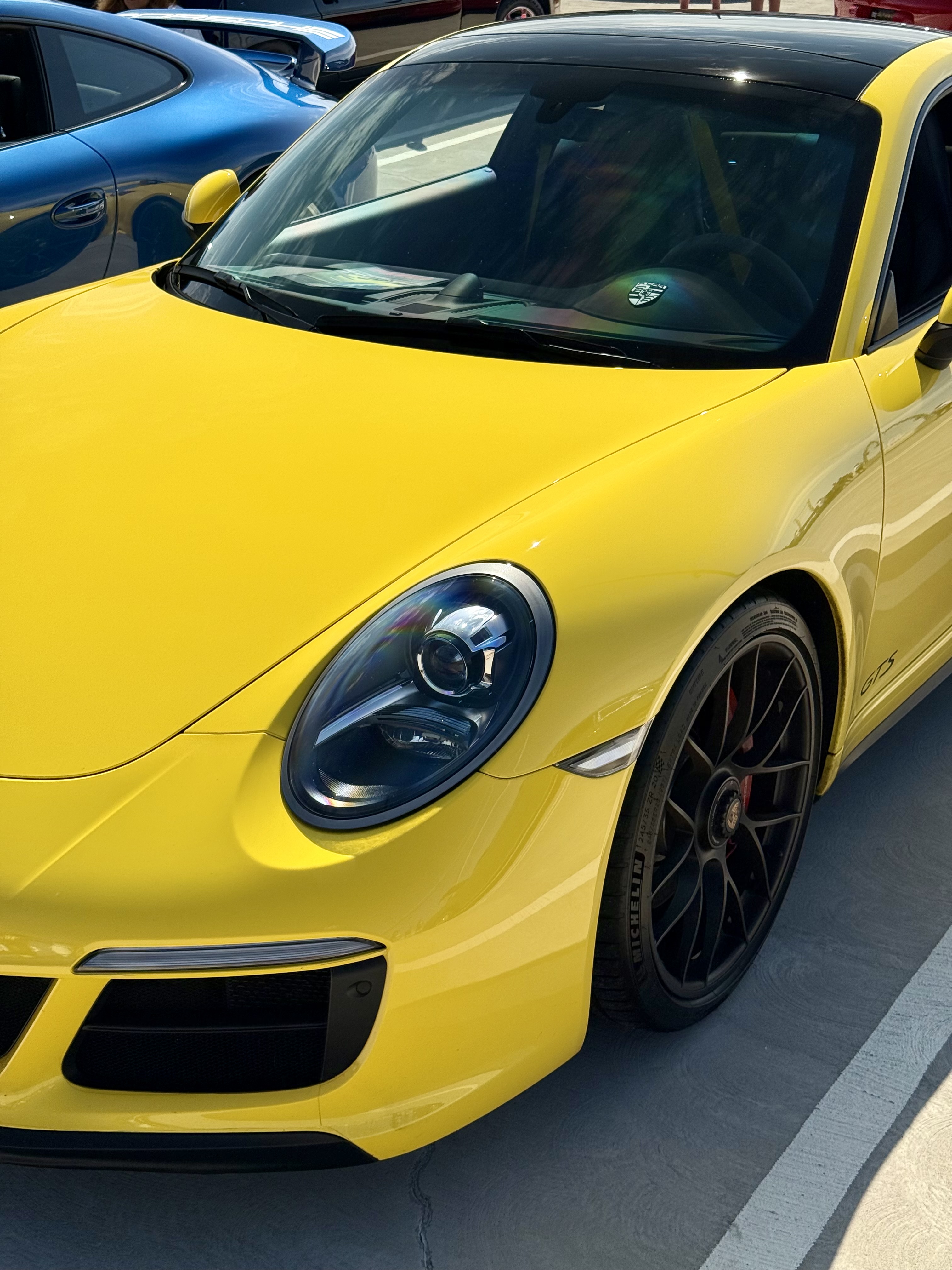2019 Porsche 911 — Lineage Image 2