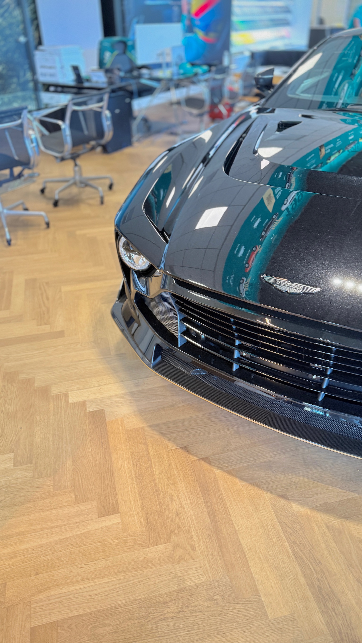 2024 Aston Martin Valour — Lineage Image 2