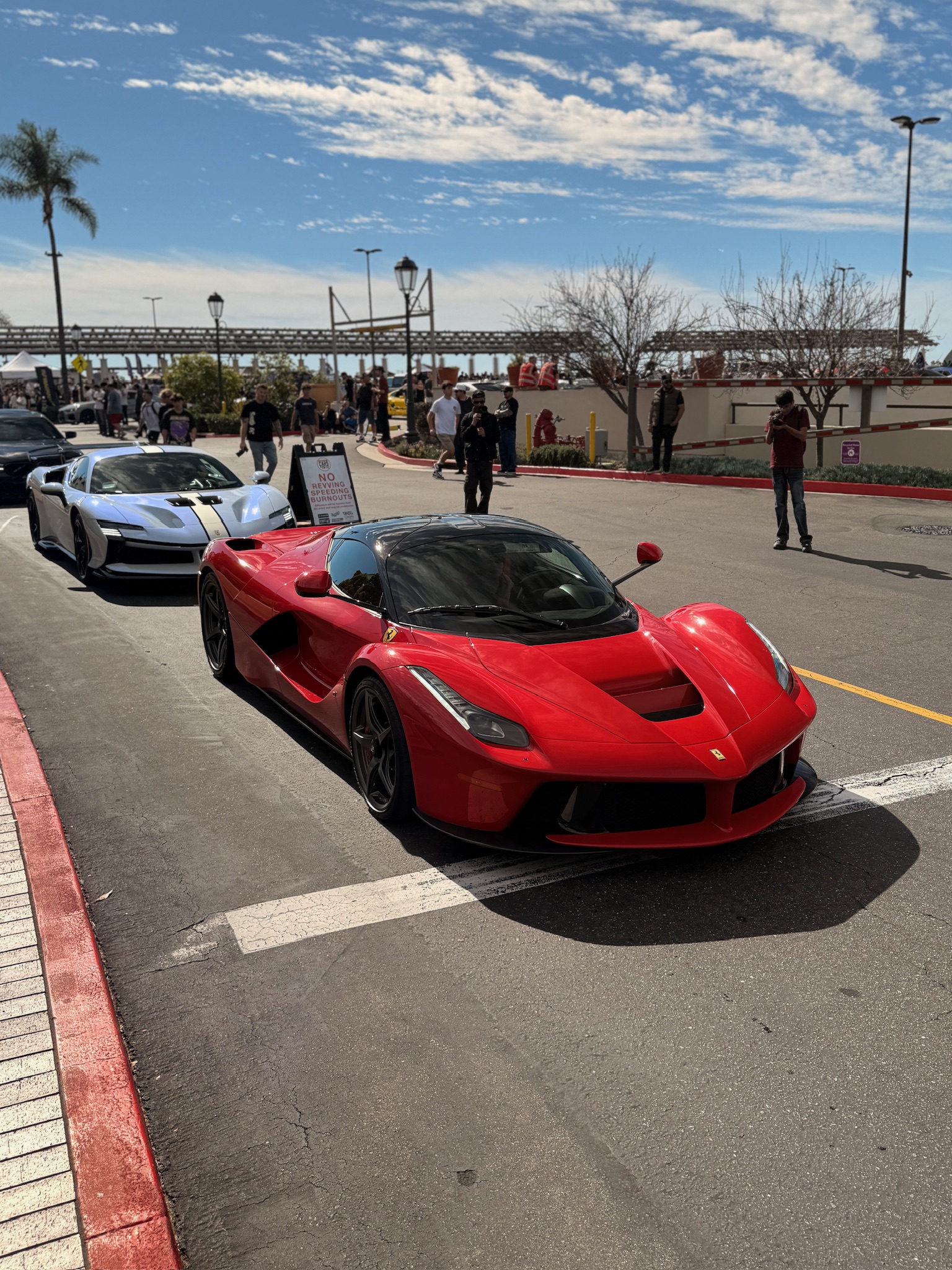 2015 Ferrari LaFerrari — Lineage Image 4