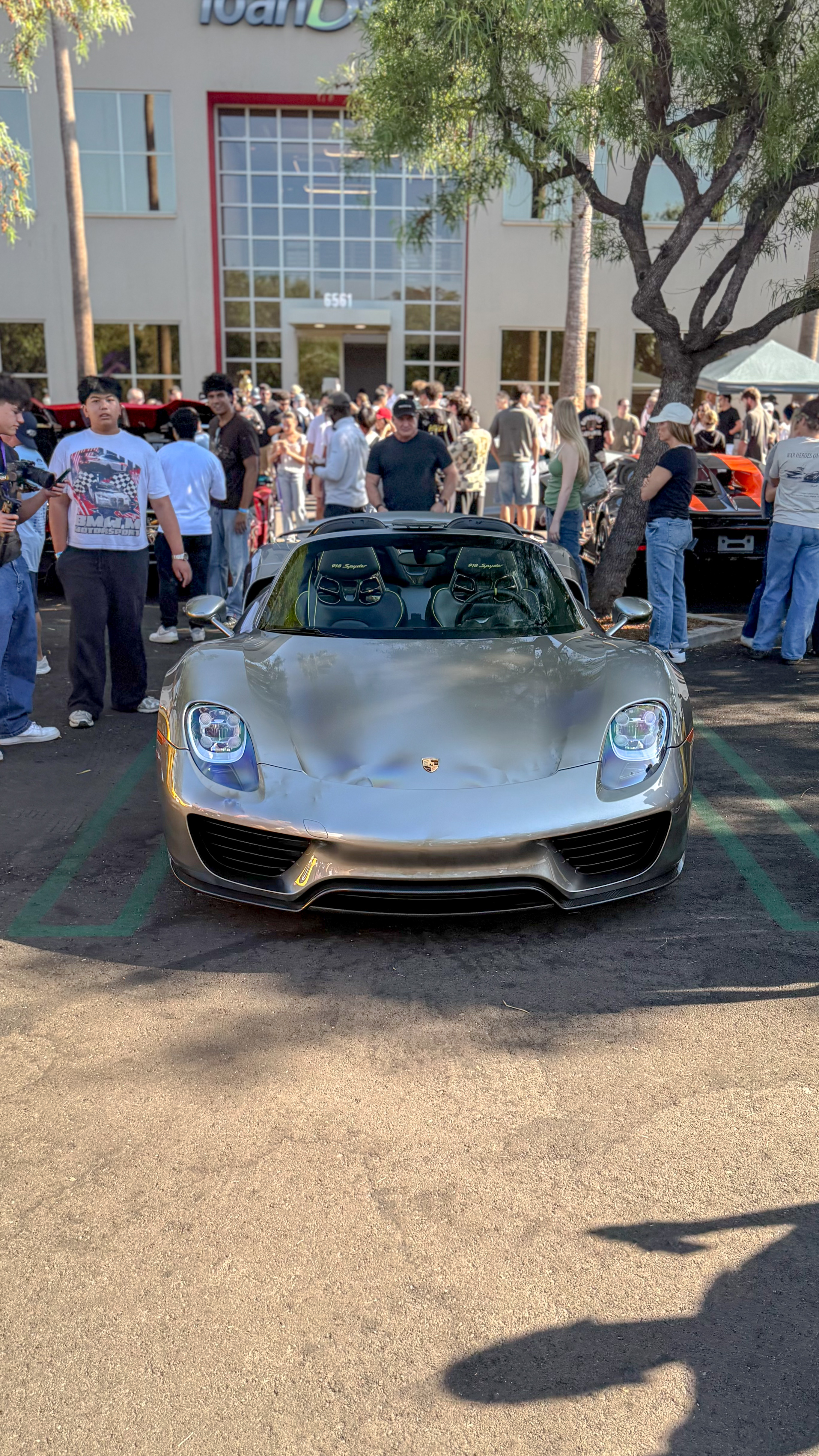 2015 Porsche 918 hero image