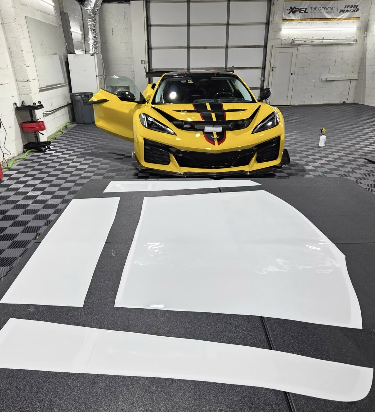 2027 Chevrolet Corvette — Lineage Image 1