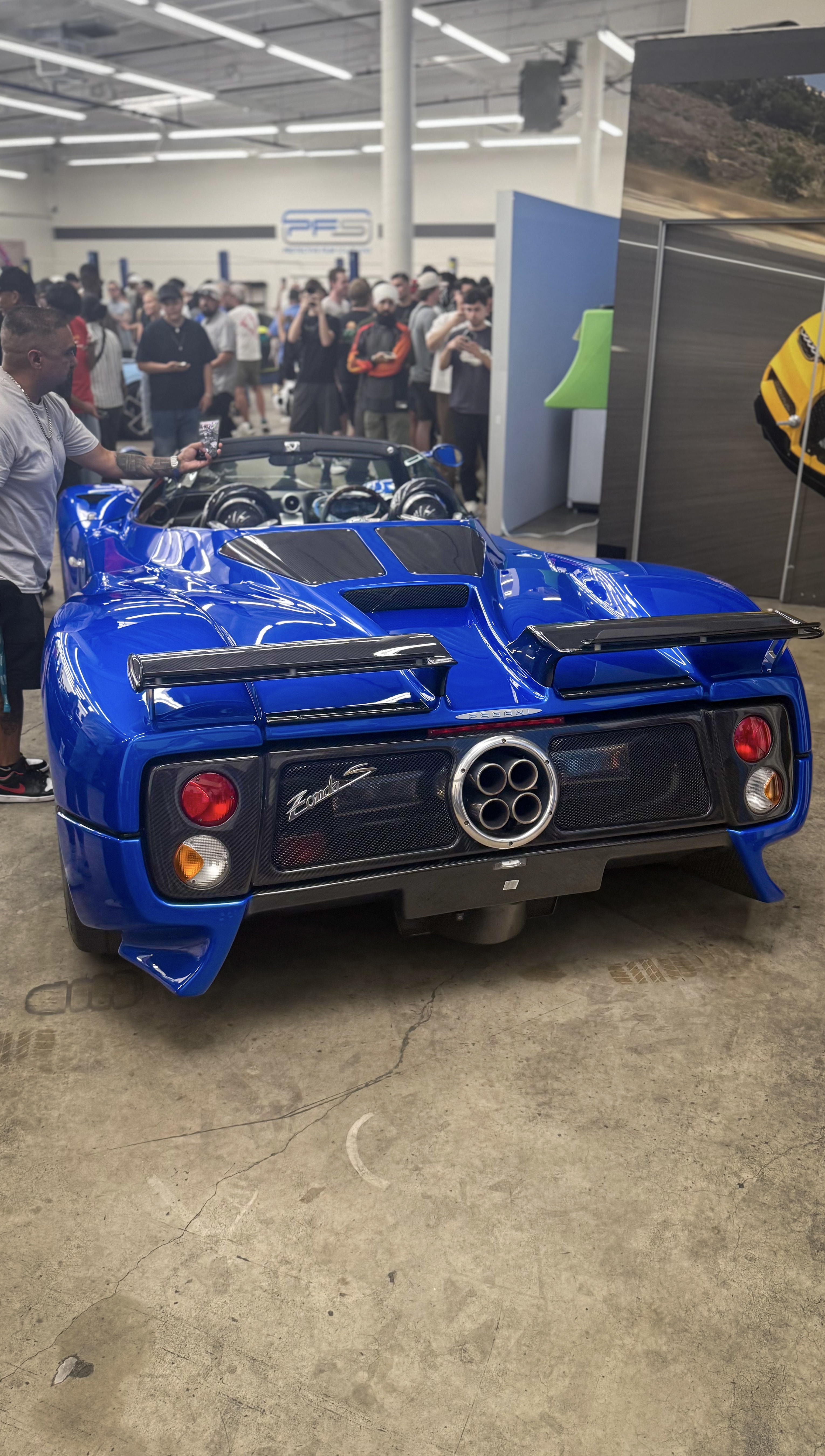 2005 Pagani Zonda — Lineage Image 2