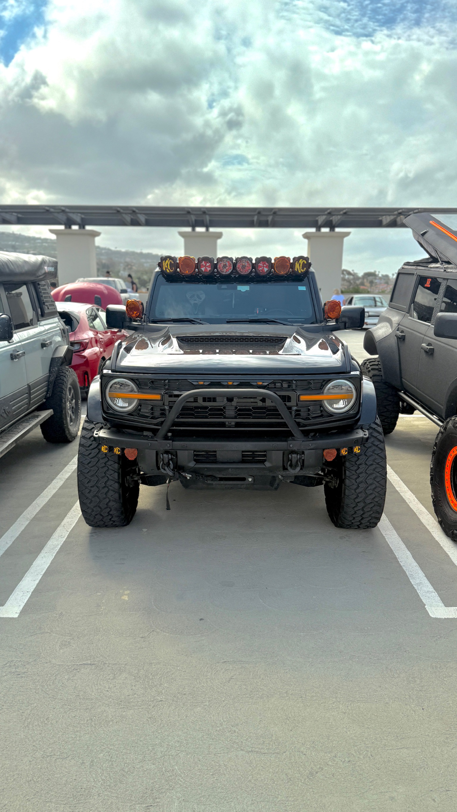 2021 Ford Bronco — Lineage Image 2
