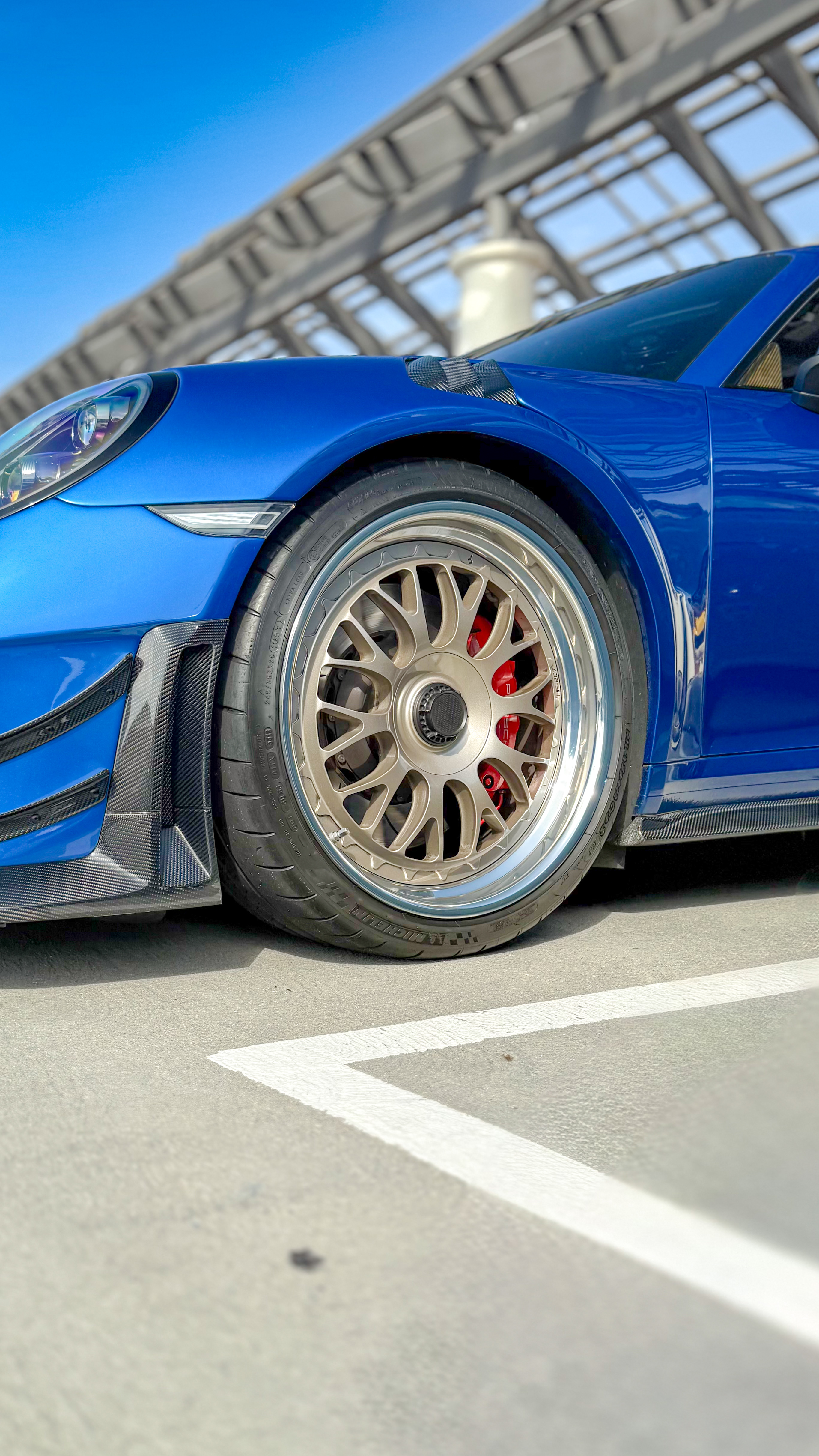 2015 Porsche 911 — Lineage Image 3