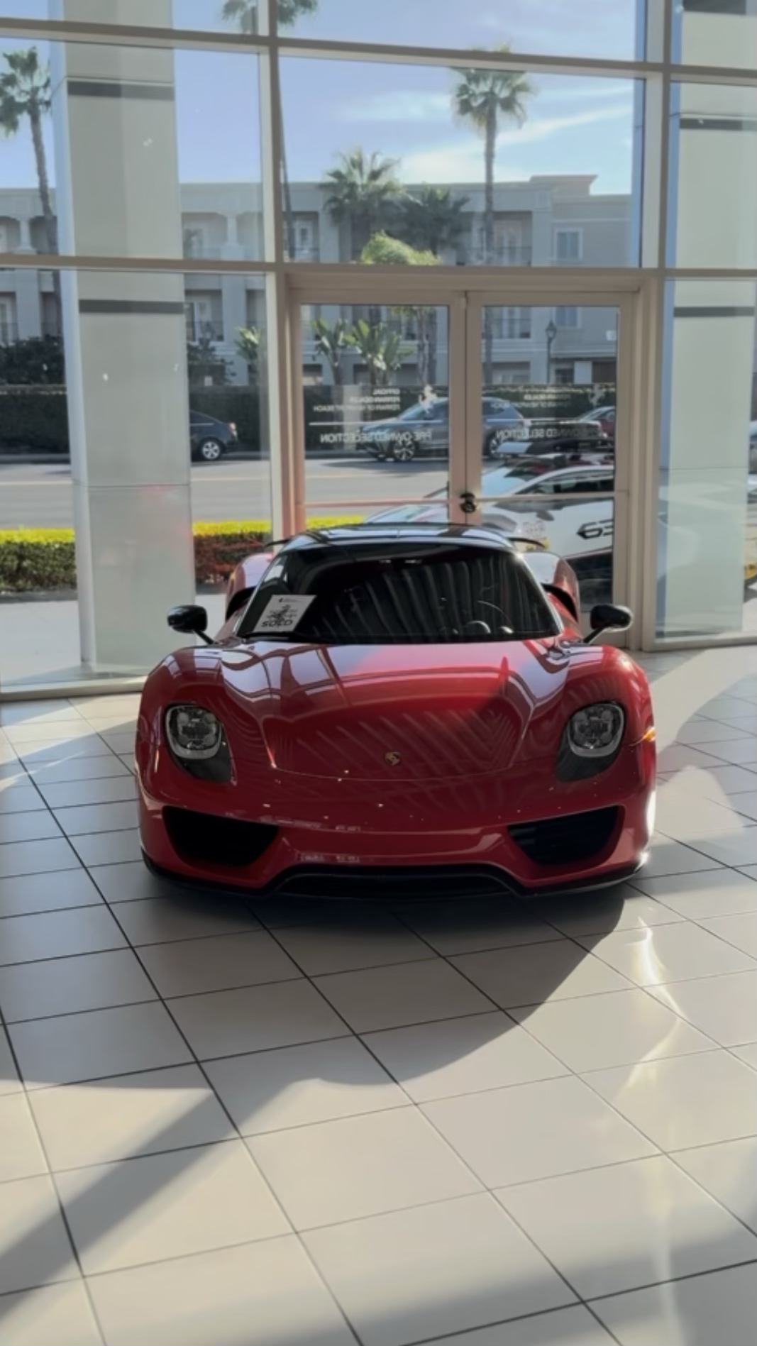 2015 Porsche 918 — Lineage Image 2
