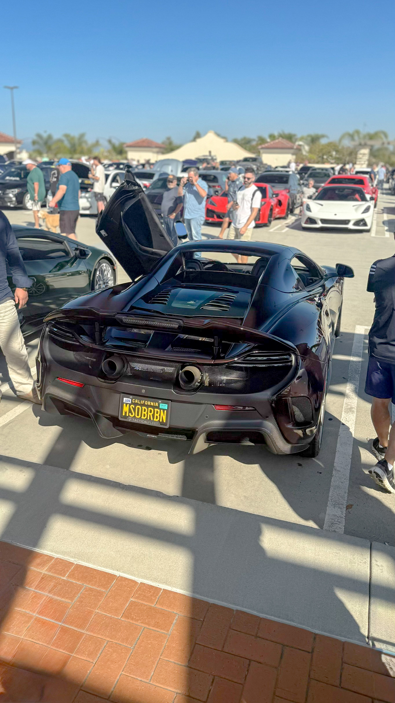 2016 McLaren 675LT — Lineage Image 2