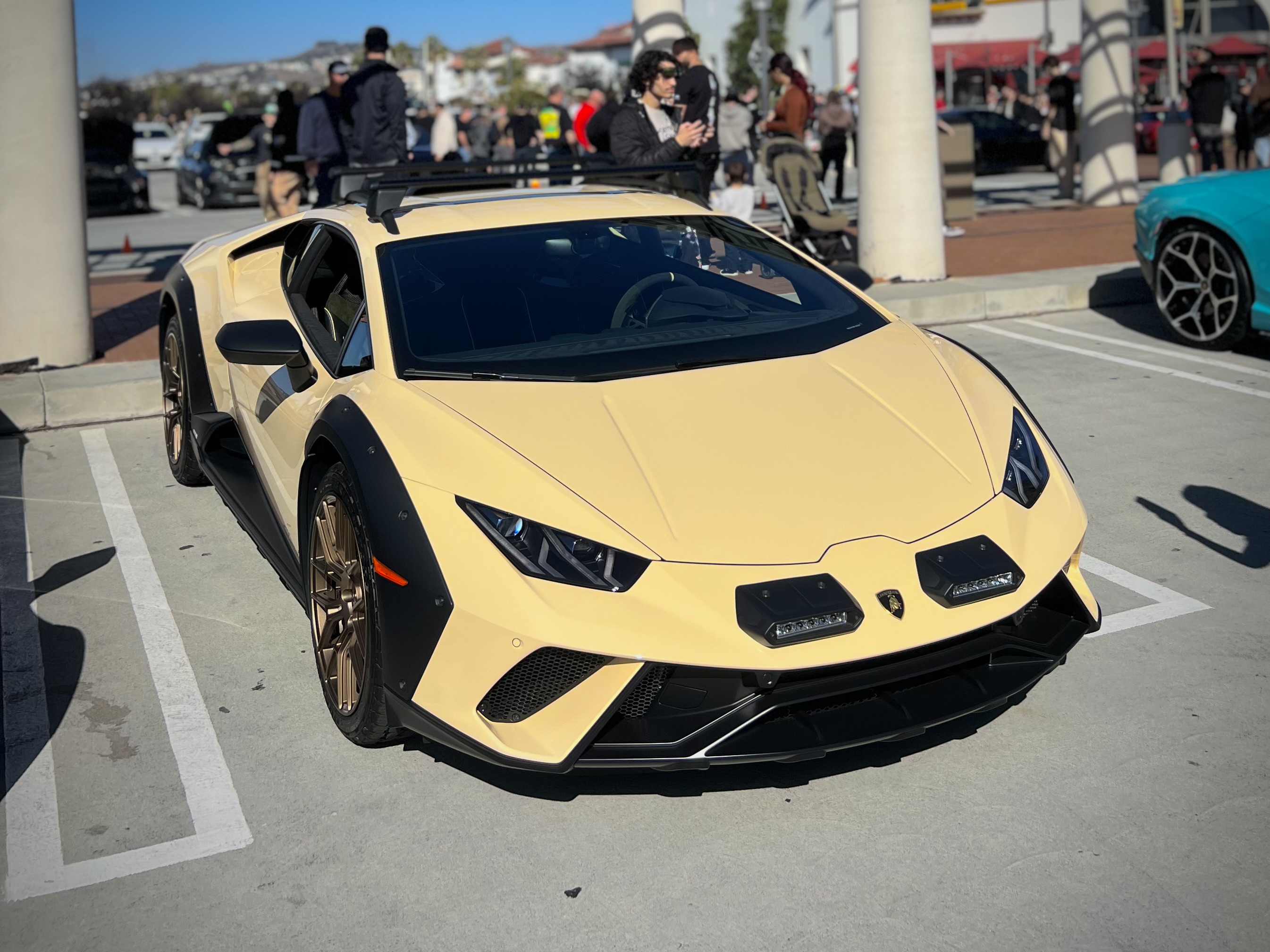2024 Lamborghini Huracan — Lineage Image 1