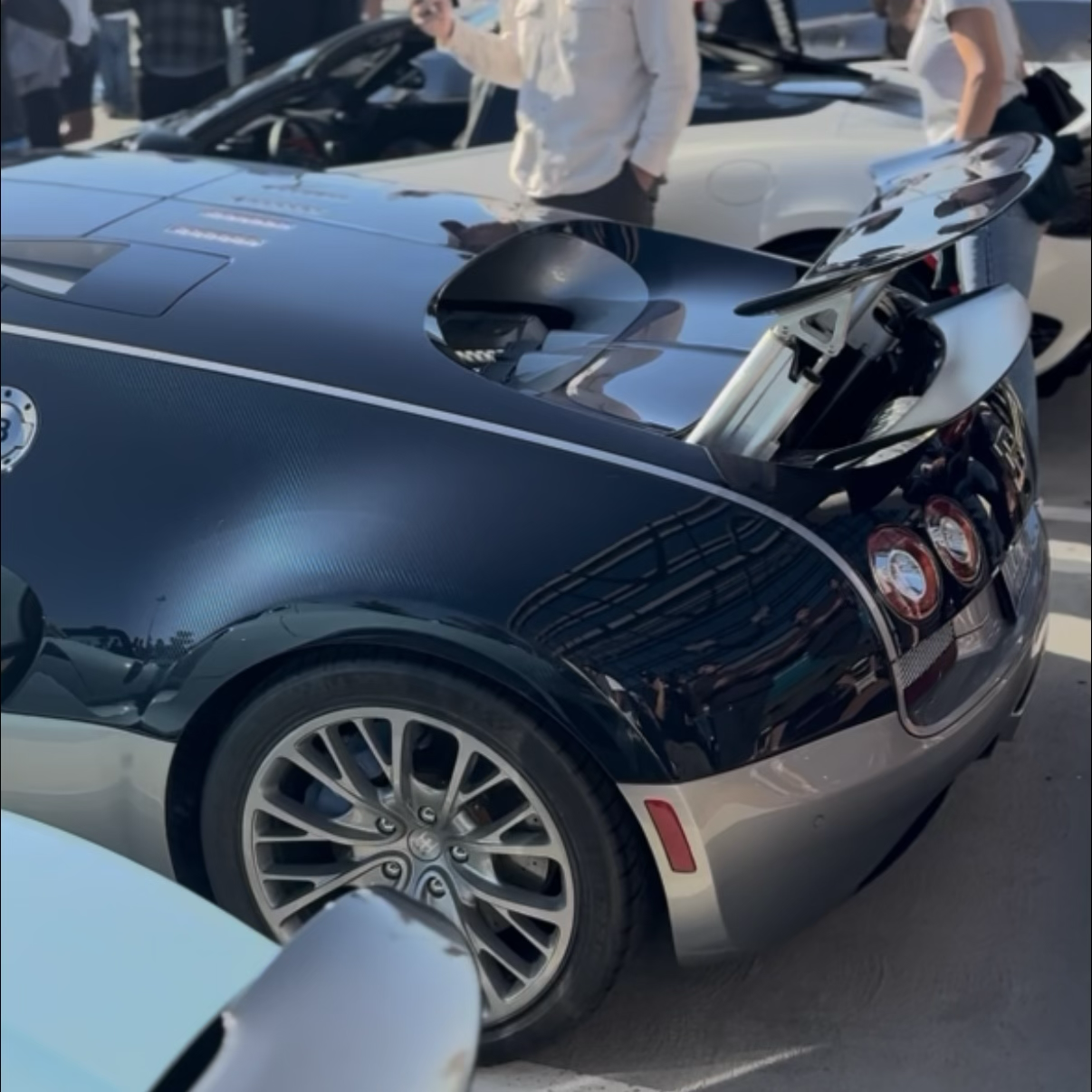 2012 Bugatti Veyron — Lineage Image 2