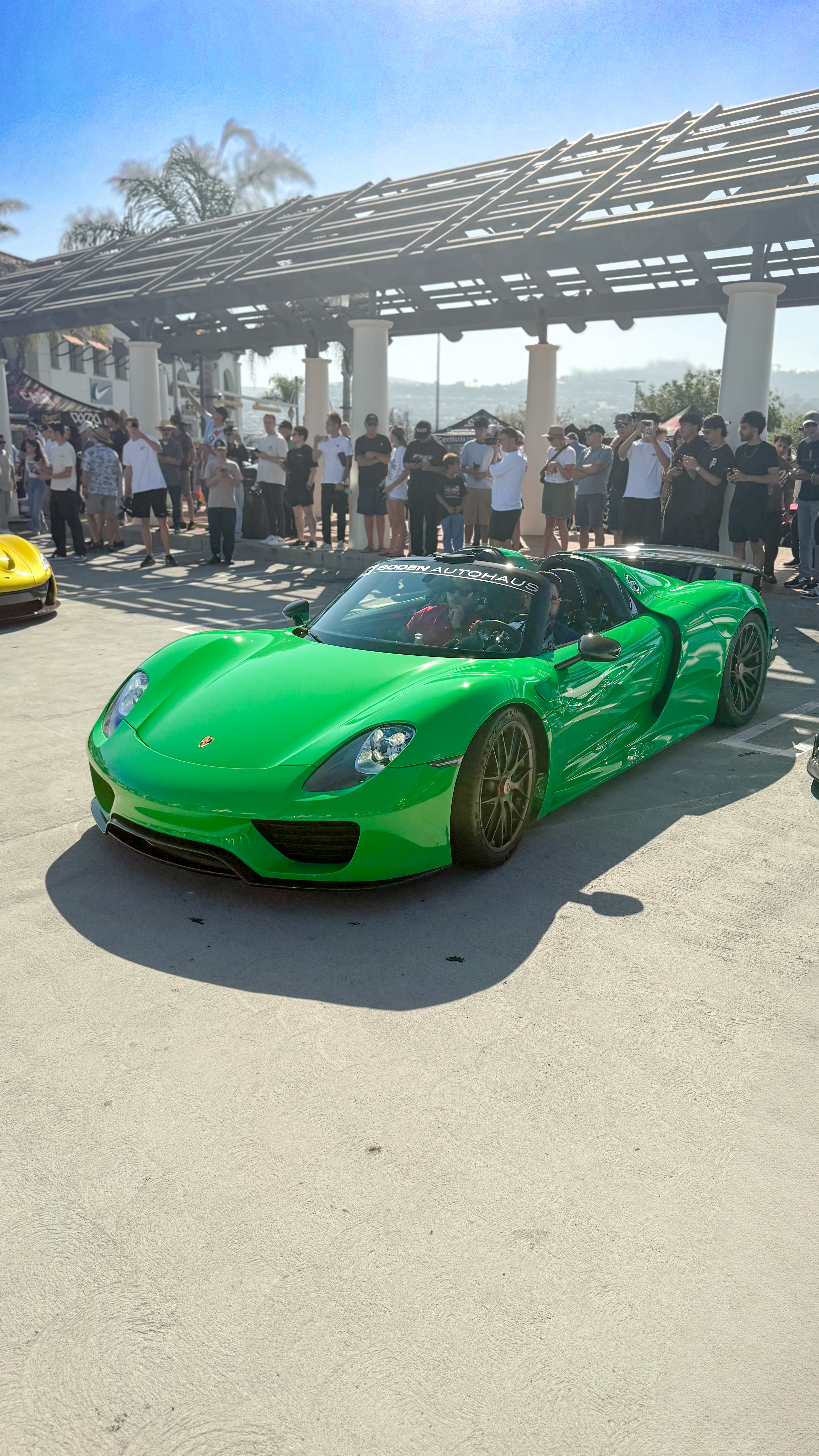 2015 Porsche 918 — Lineage Image 1