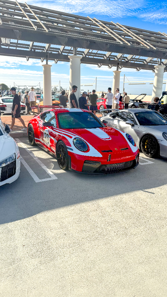 2026 Porsche 911 — Lineage Image 1