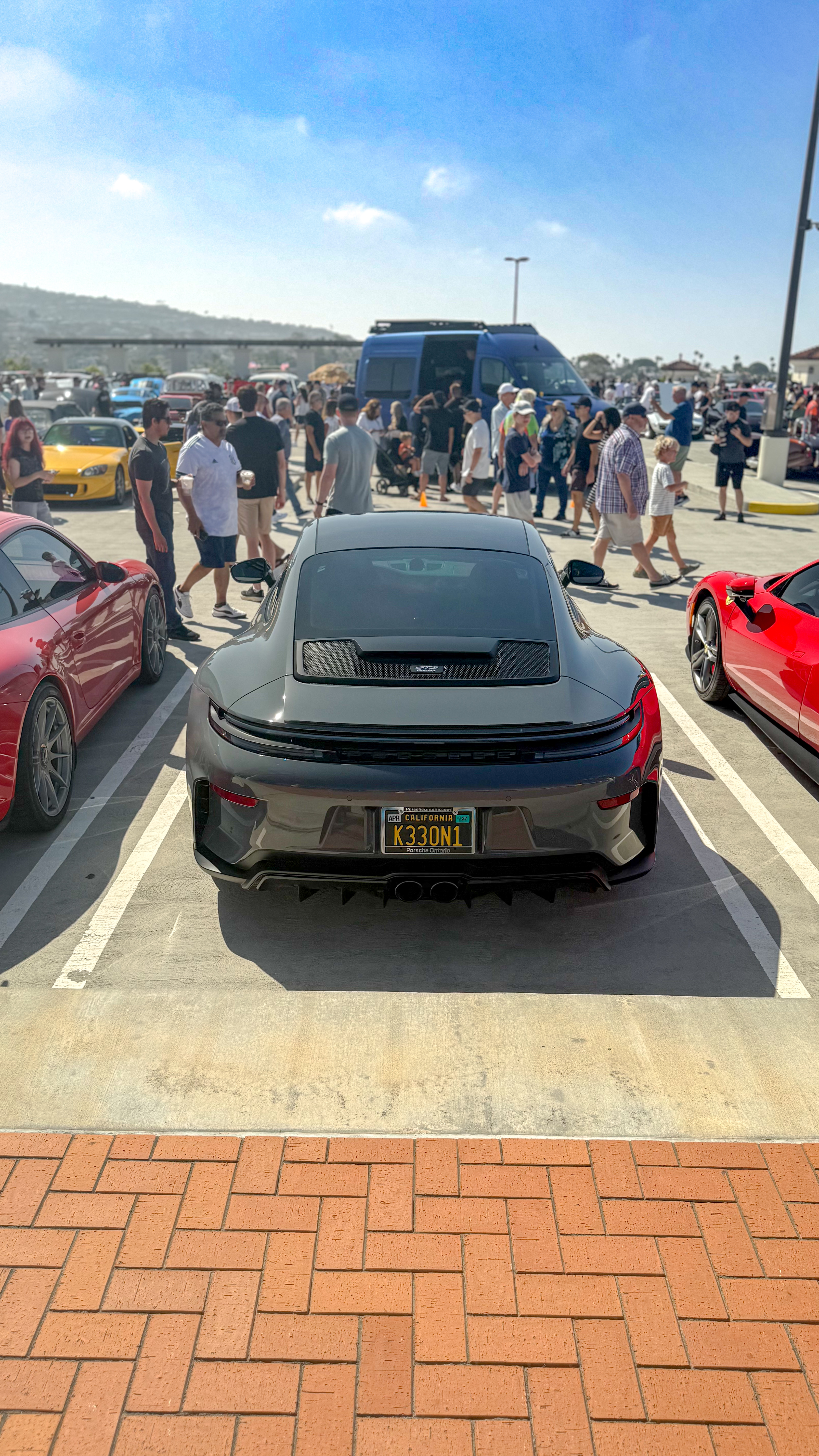 2026 Porsche 911 — Lineage Image 2