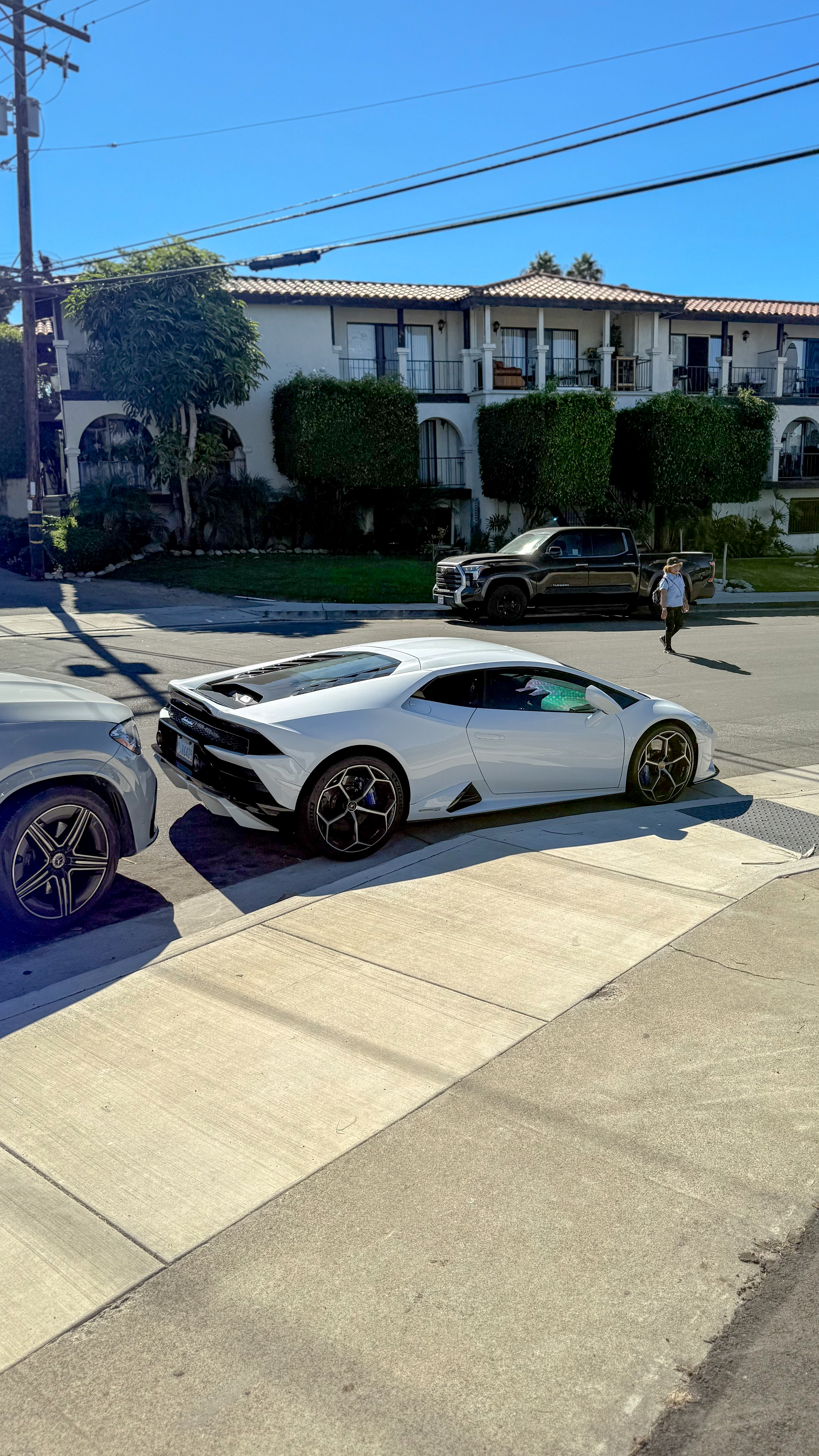 2022 Lamborghini Huracan — Lineage Image 2