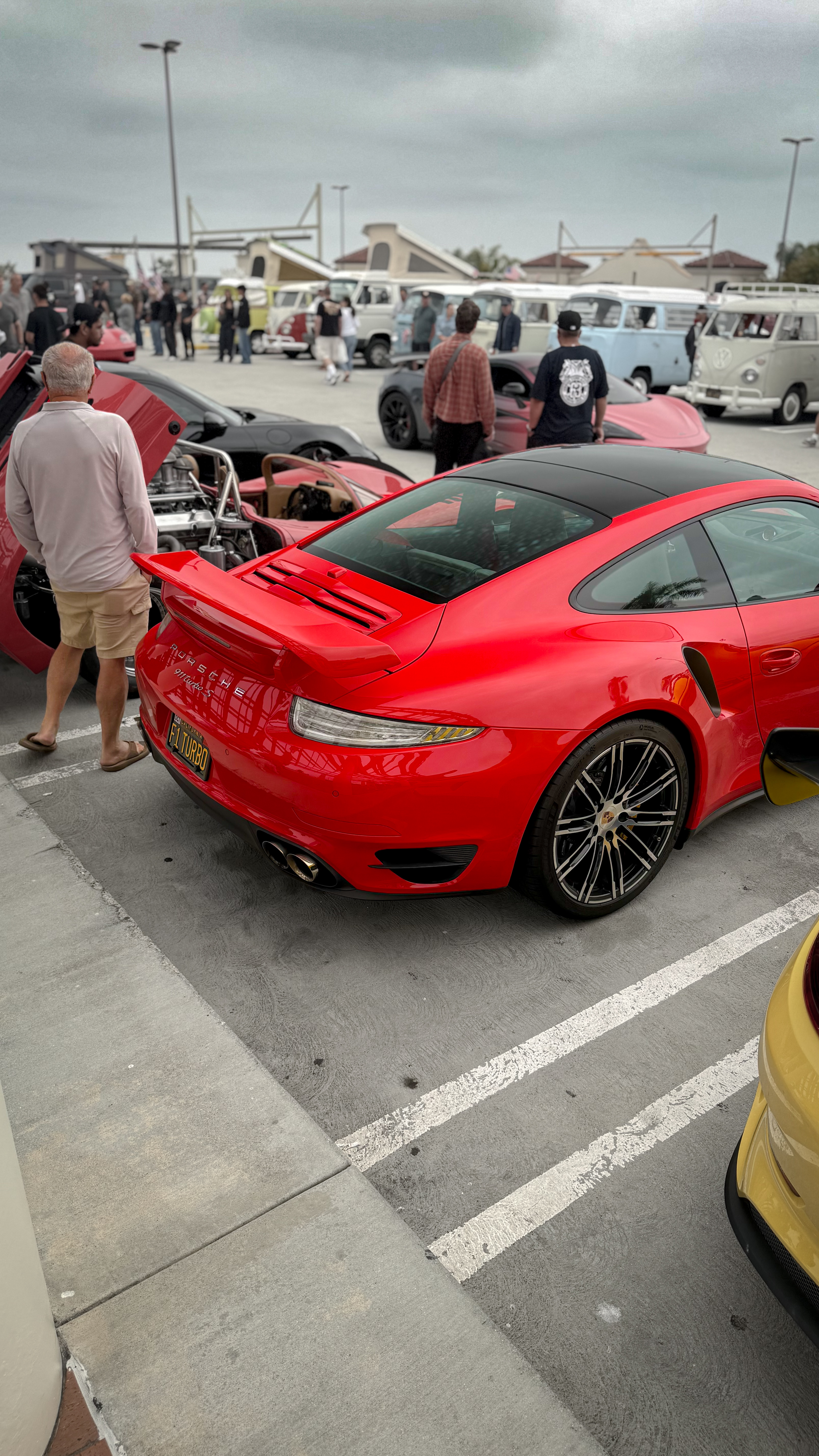 2014 Porsche 911 — Lineage Image 2