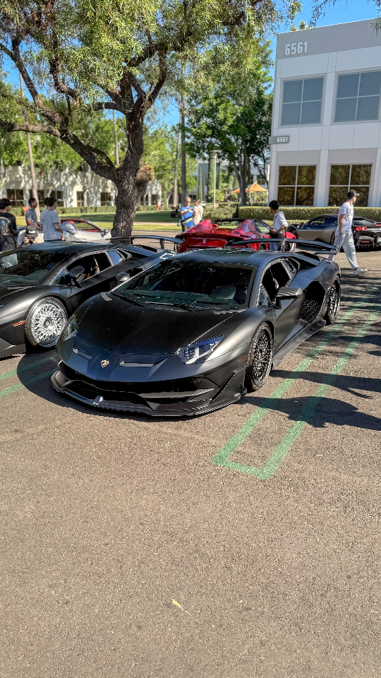 2020 Lamborghini Aventador — Lineage Image 1