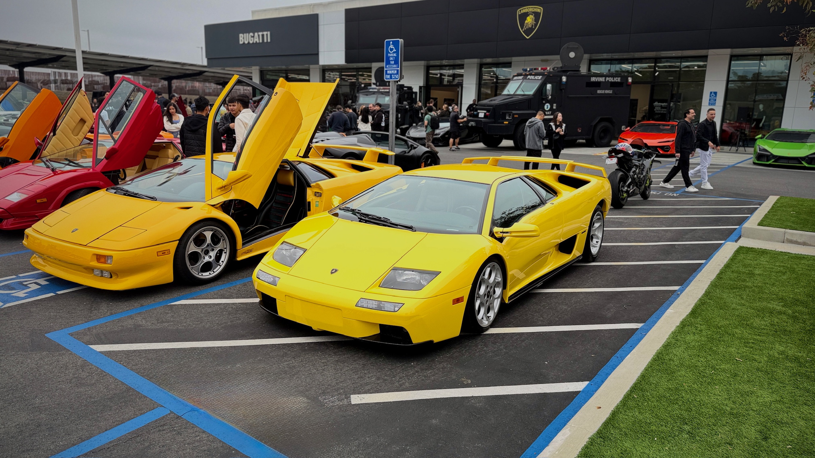 2001 Lamborghini Diablo — Lineage Image 1