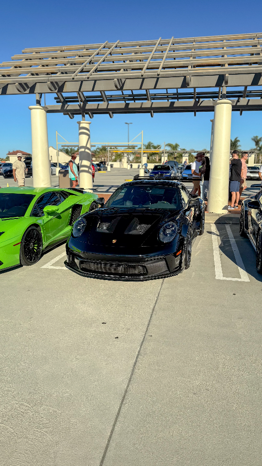 2025 Porsche 911 — Lineage Image 1
