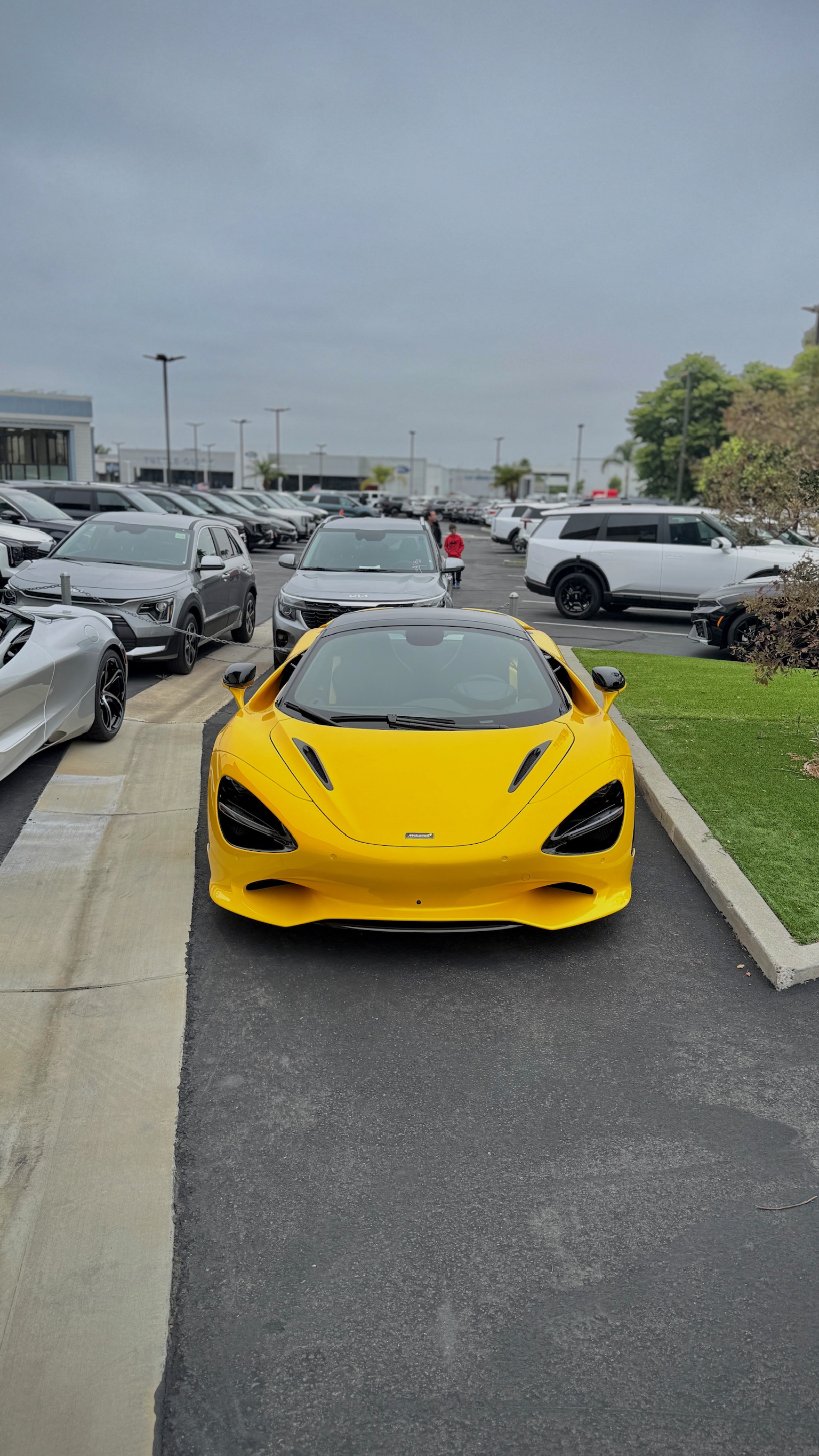 2026 Mclaren 750S — Lineage Image 2