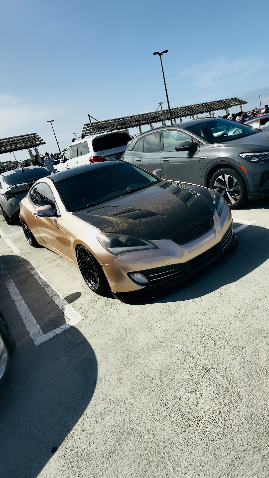 2011 Hyundai Genesis Coupe — Lineage Image 1