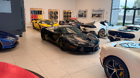 2015 Ferrari La Ferrari — Lineage Image 1