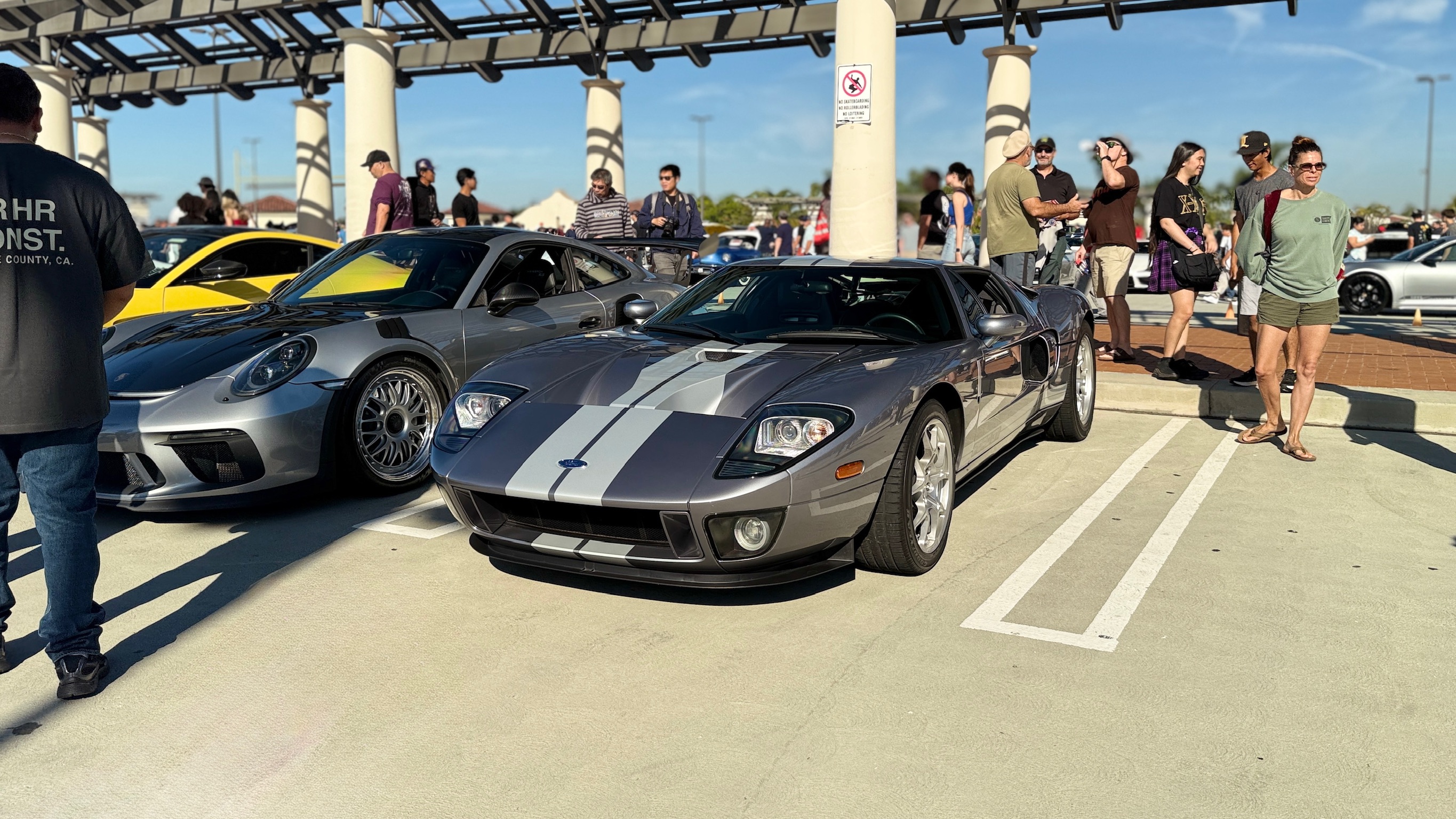 2006 Ford GT hero image