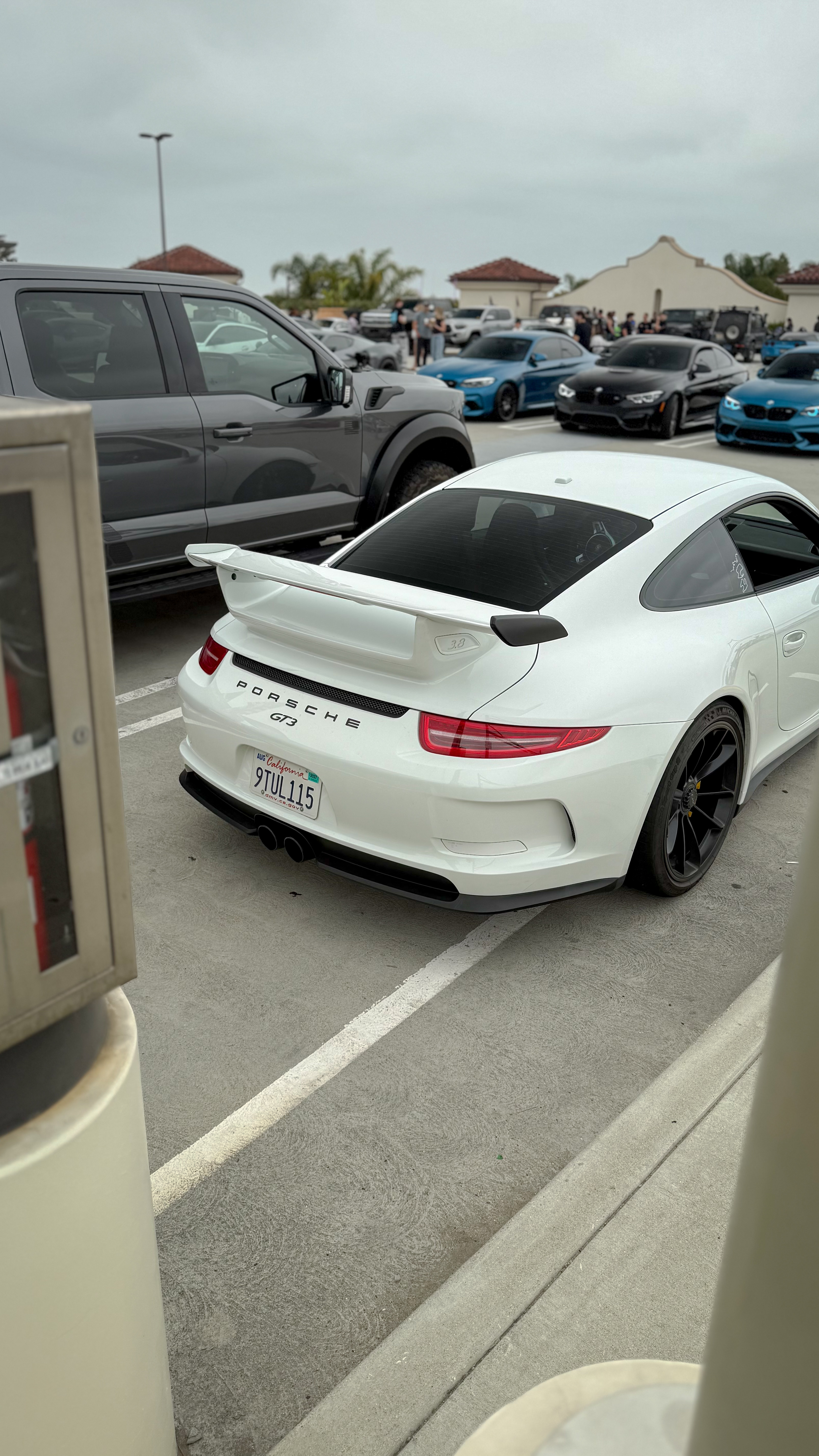 2014 Porsche 911 — Lineage Image 2