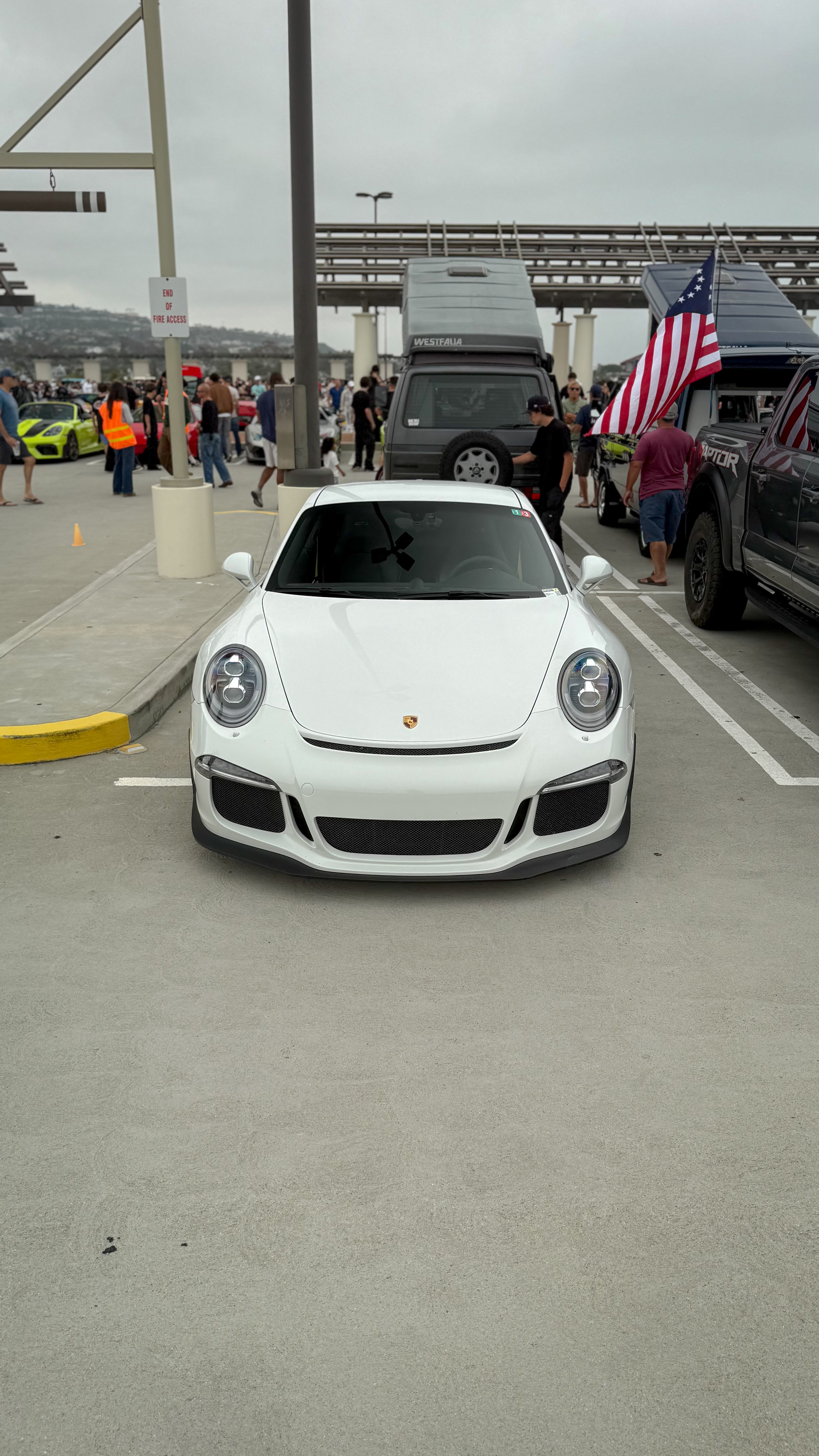 2014 Porsche 911 — Lineage Image 1